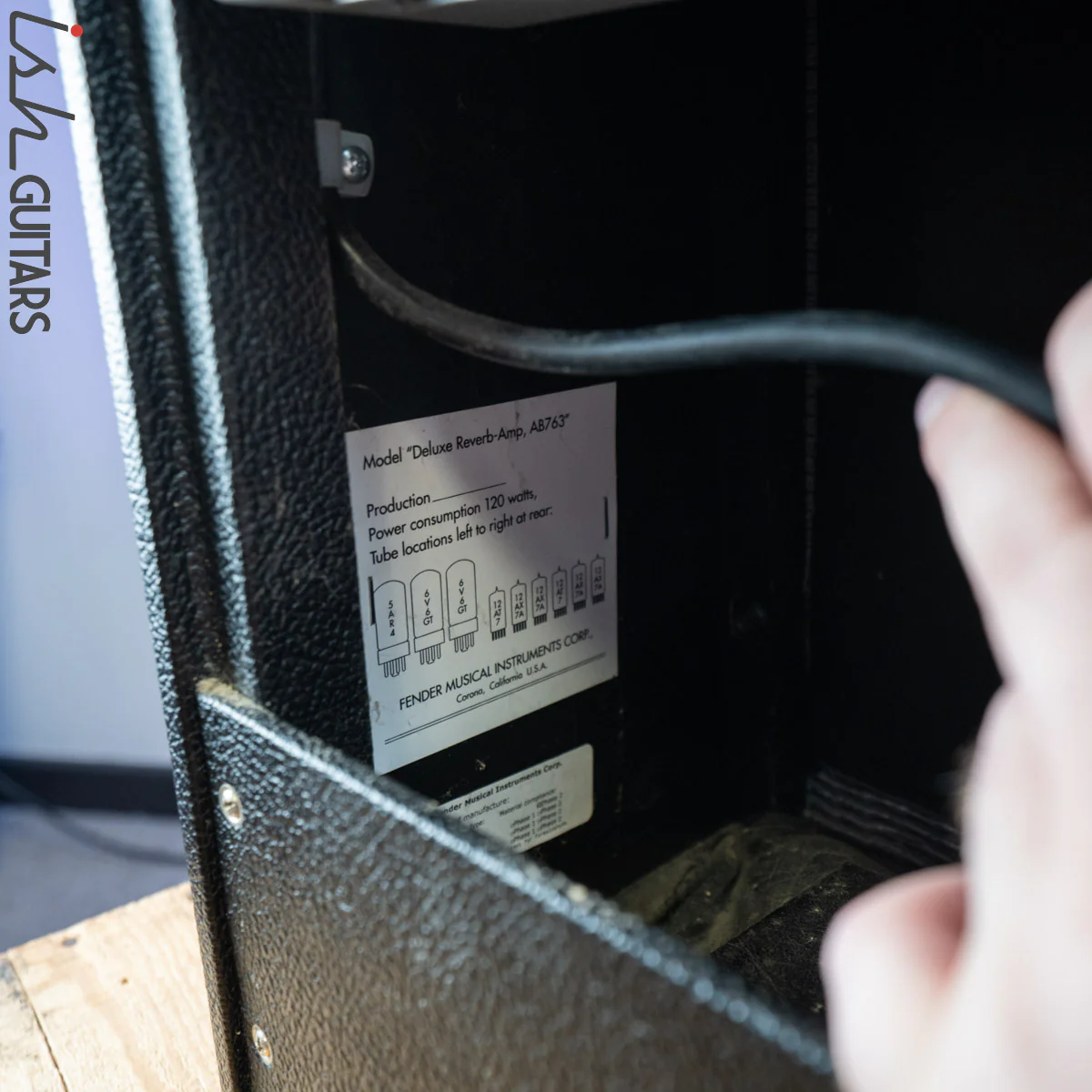 Fender 65' Deluxe Reverb Reissue - Image 14