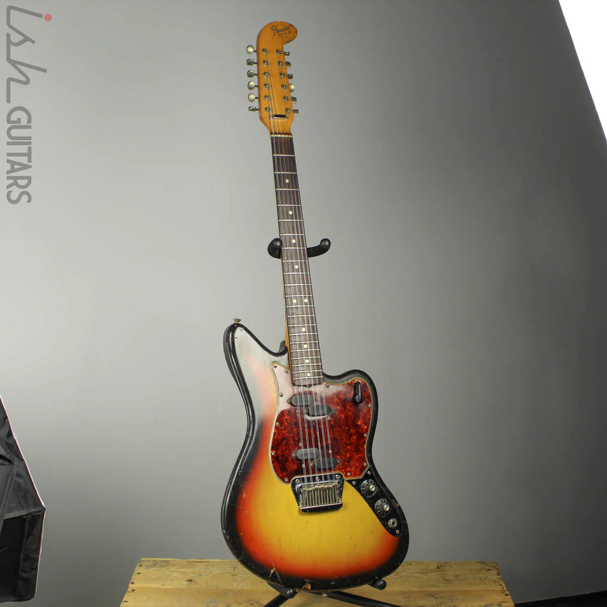 1965 Fender Electric XII 12 String Sunburst - Image 2