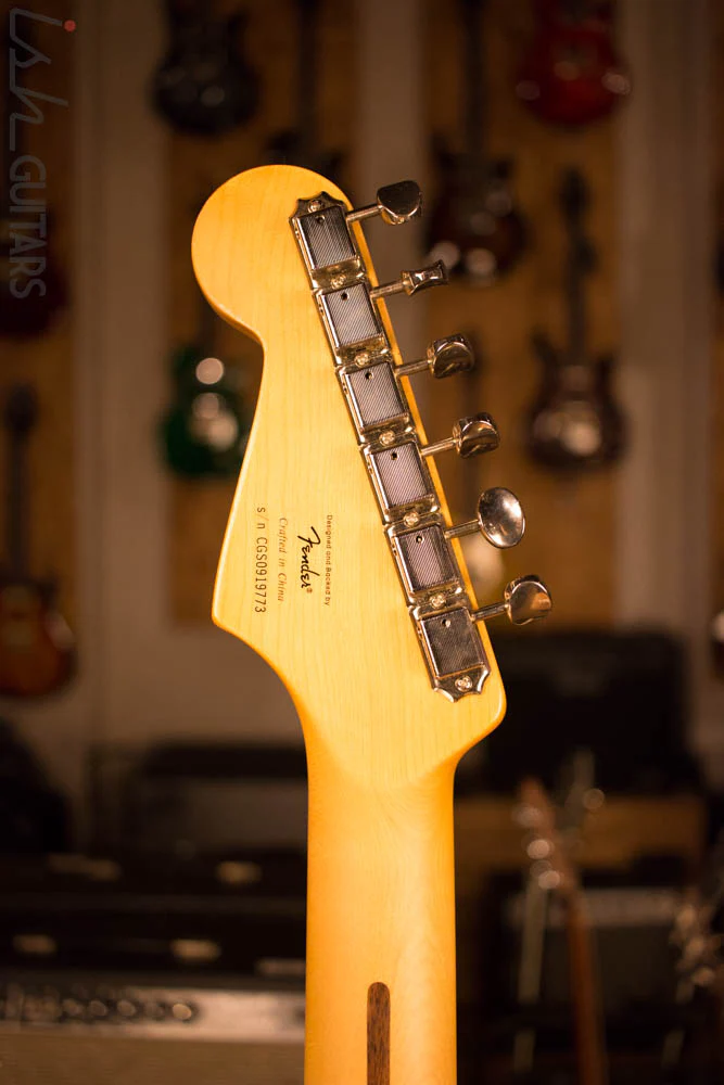 Fender Squire Classic Vibe 1957 Reissue Stratocaster Olympic White Gold Anodized Pickguard - Image 9