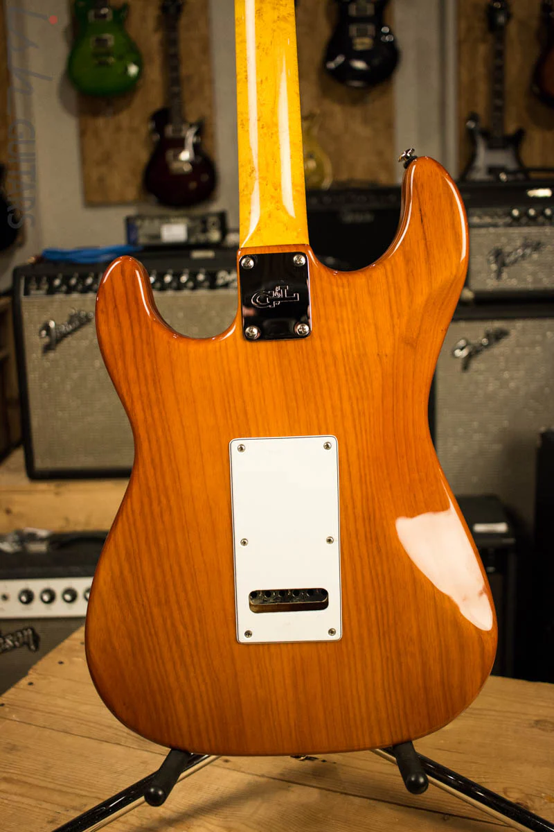 G&L Comanche Honeyburst Electric Guitar Birdseye Neck DEAD MINT! - Image 6