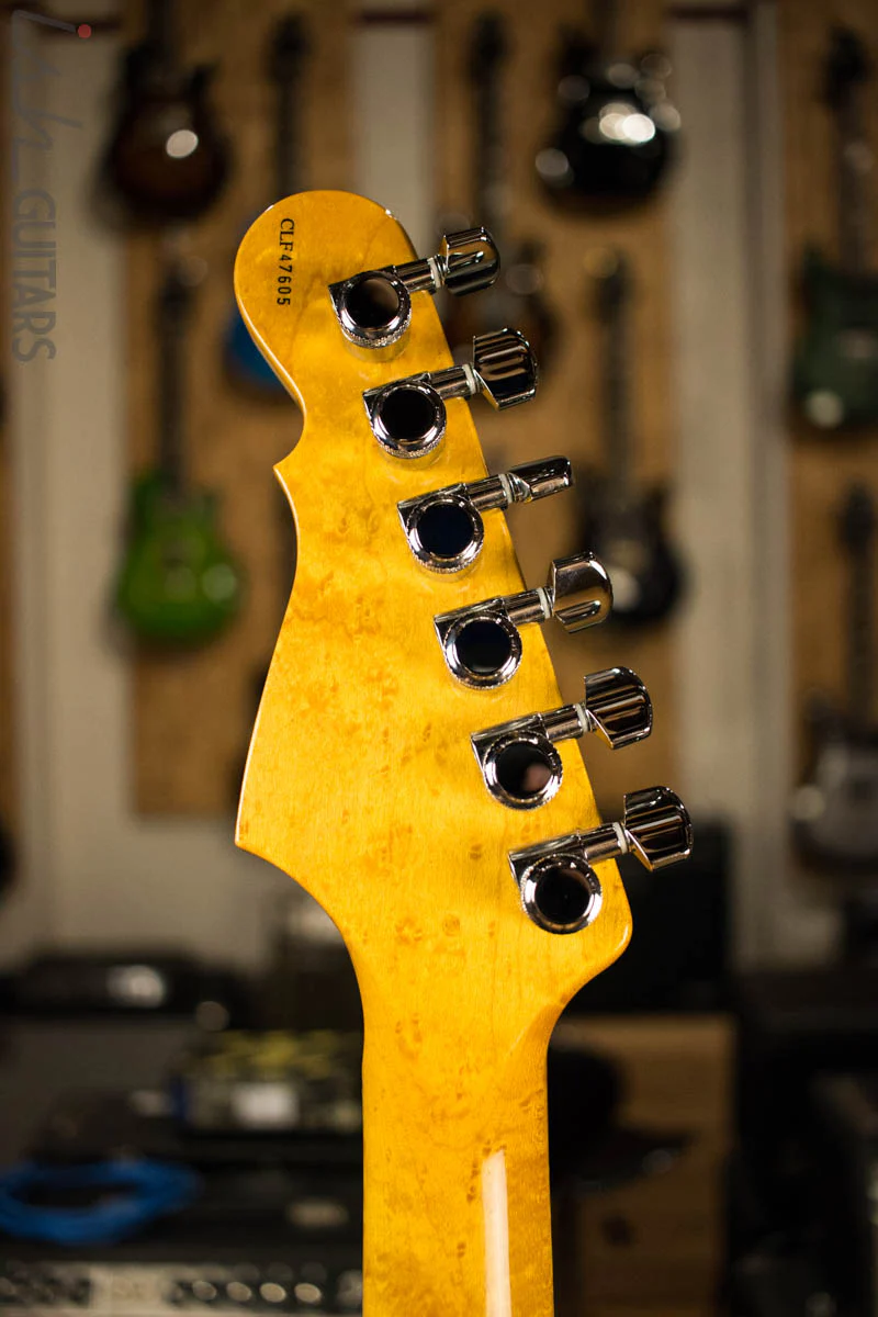G&L Comanche Honeyburst Electric Guitar Birdseye Neck DEAD MINT! - Image 8