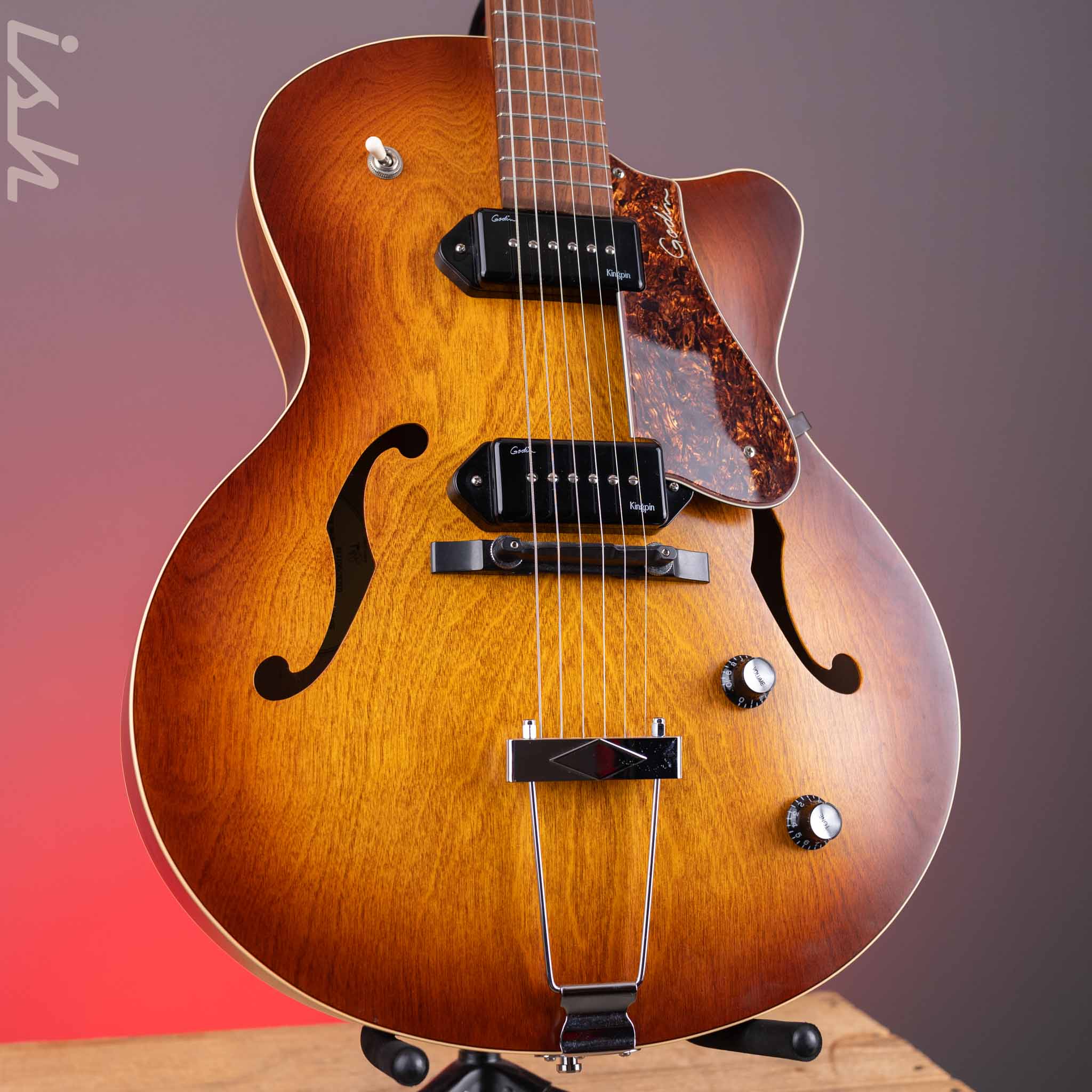 Godin 5th Avenue CW Kingpin II Cognac Burst