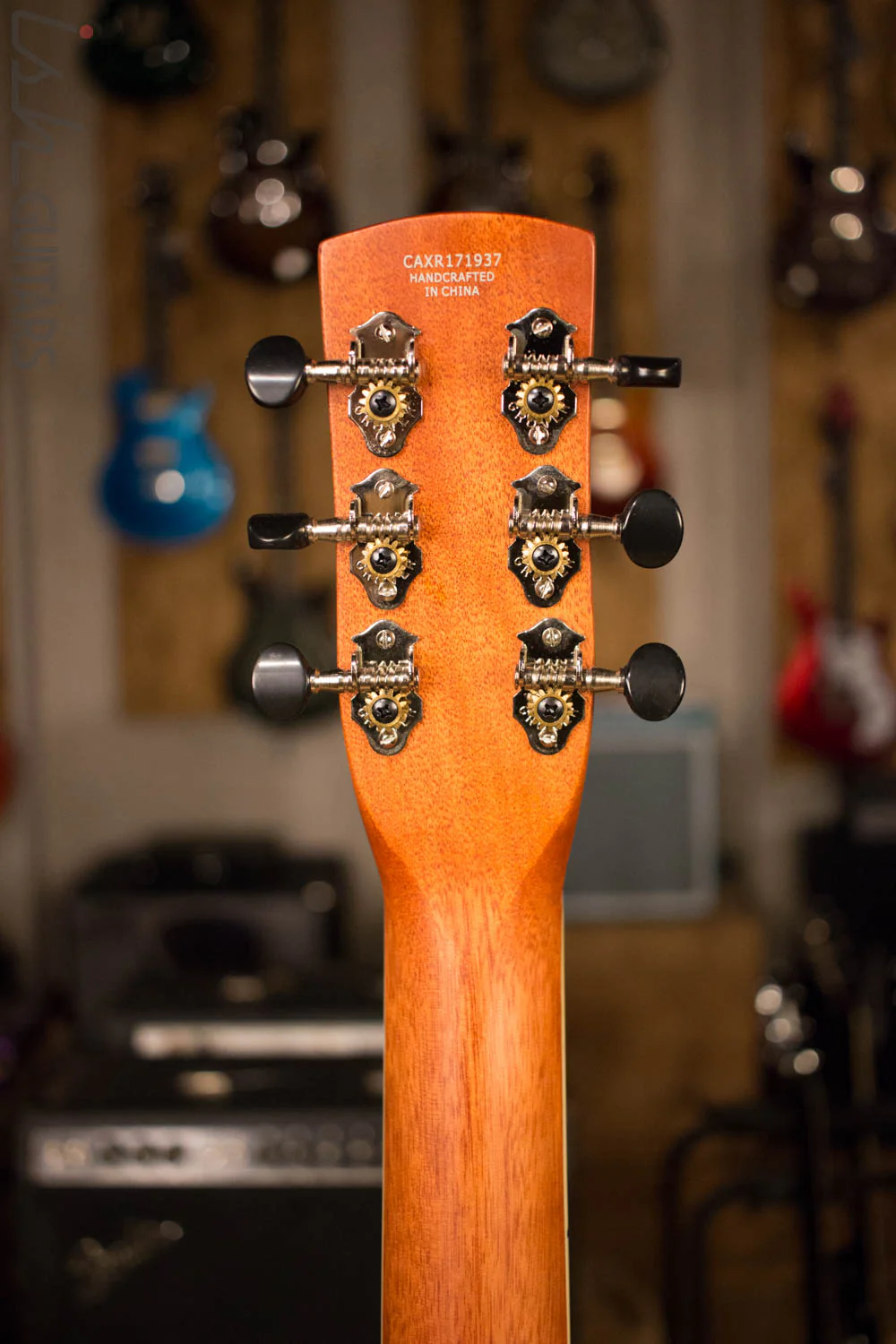 Gretsch Guitars G9221 Bobtail Steel Round-Neck Acoustic-Electric Guitar - Image 6