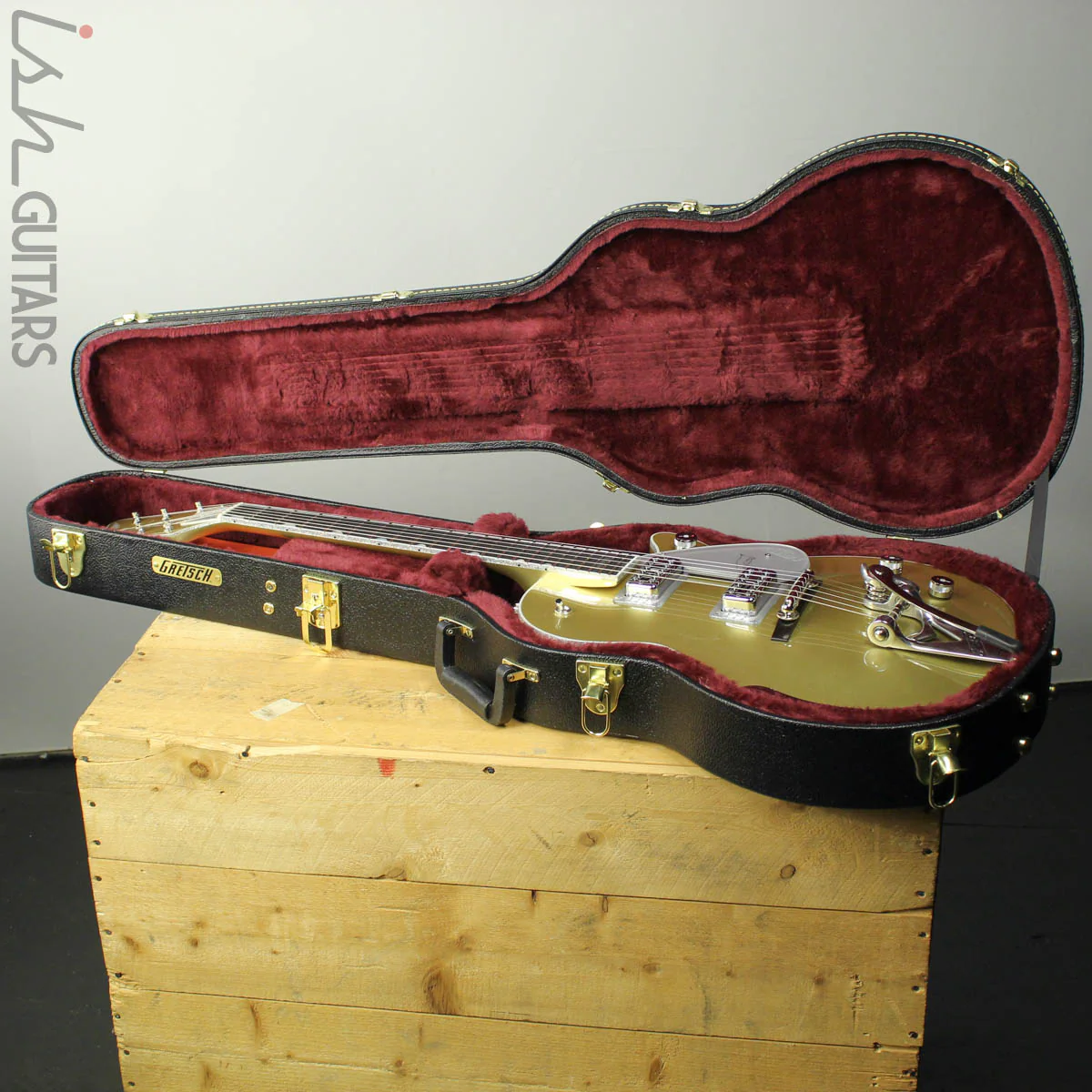 Gretsch G6134T Limited Edition Penguin with Bigsby Casino Gold - Image 11
