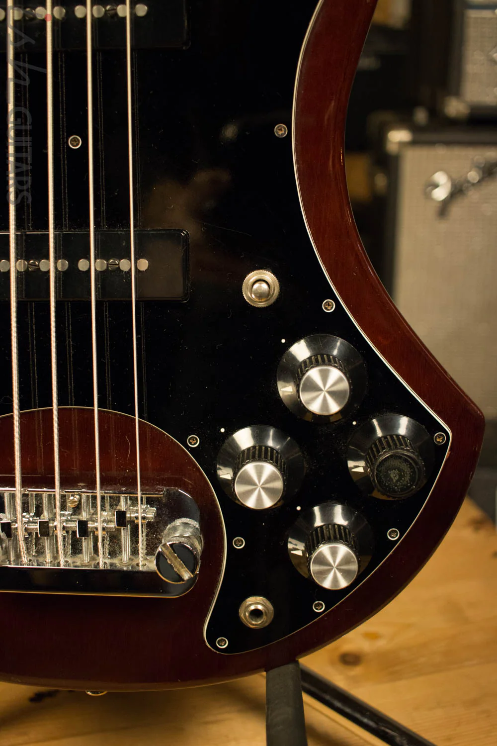1978 Guild B-302 Bass - Image 4