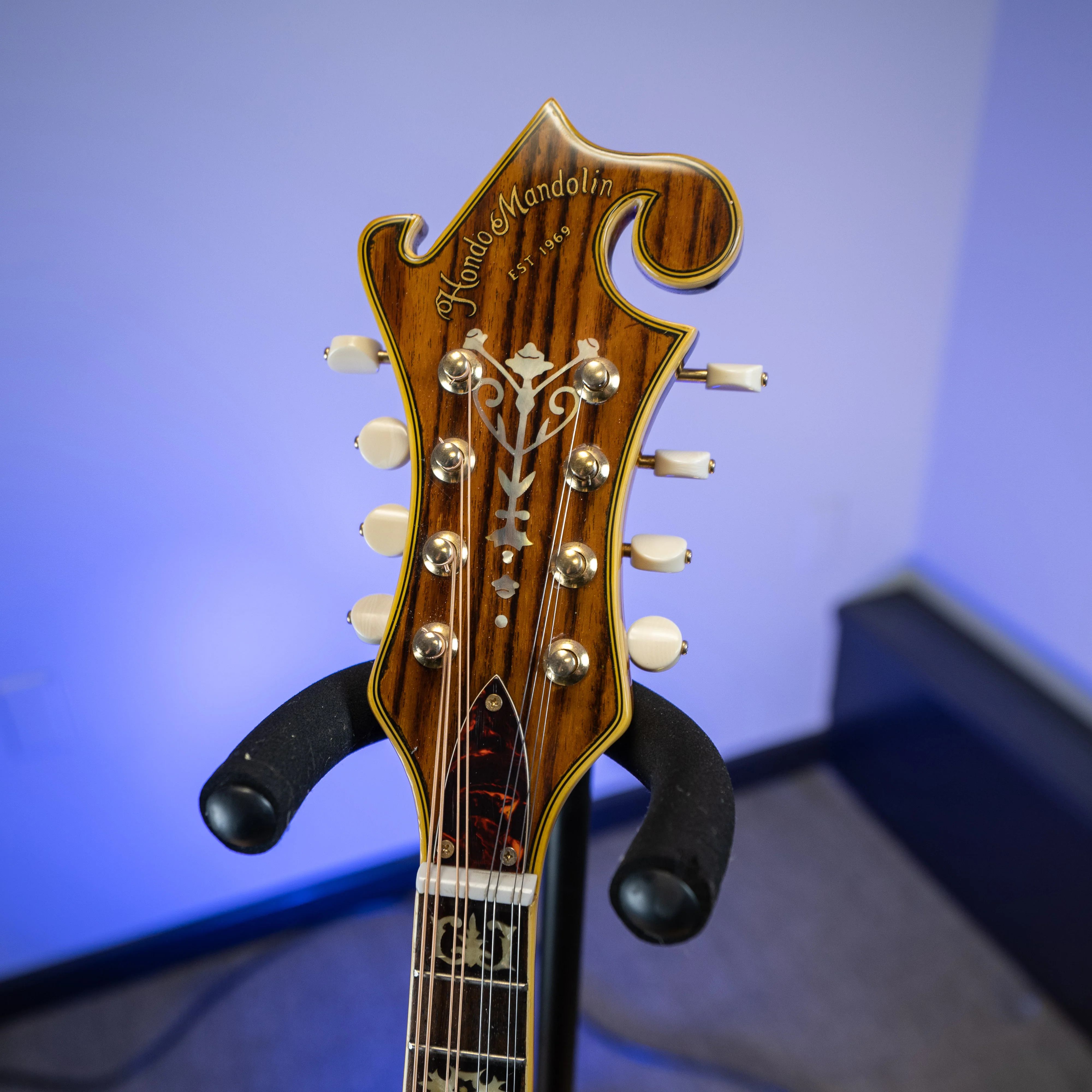 Hondo HM5E Solidbody F-Style Electric Mandolin - Image 6