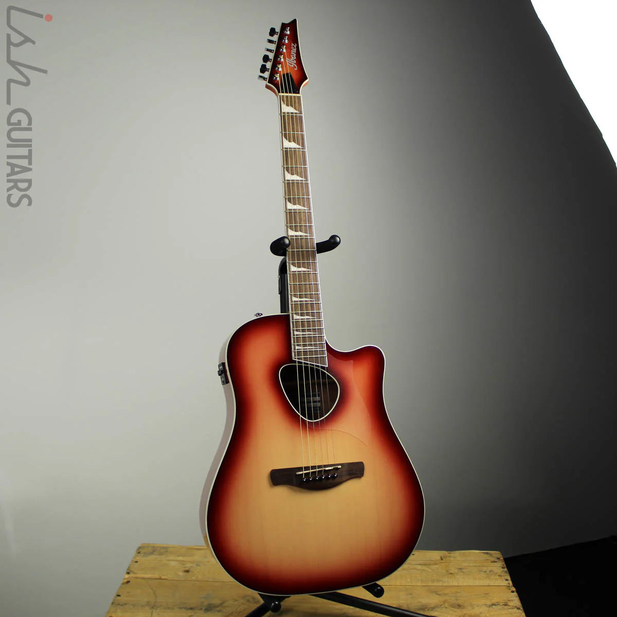 Ibanez ALT30 Altstar Red Coral Sunburst - Image 2