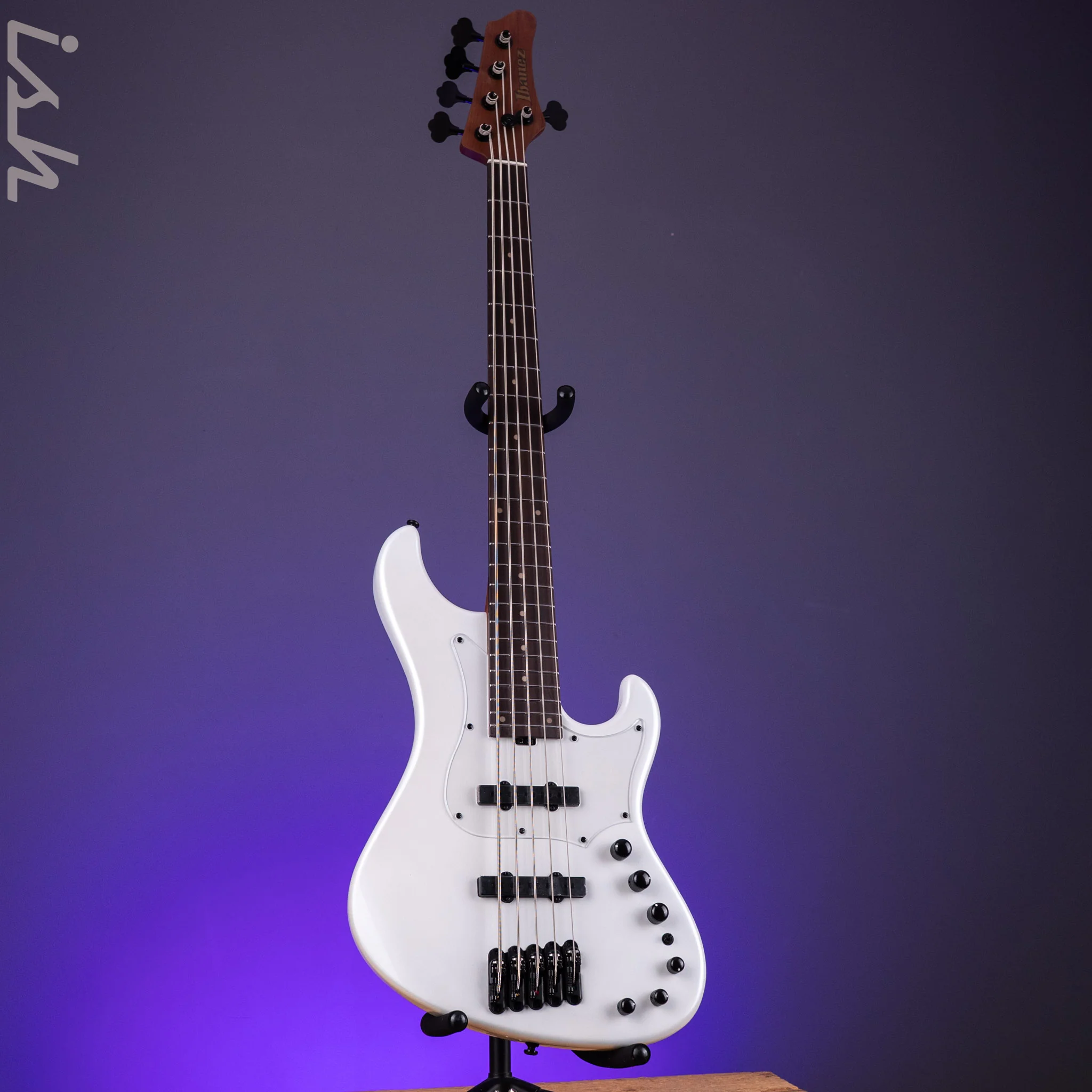 Ibanez Mode MDM1005 5-String Bass Pearl White - Image 2
