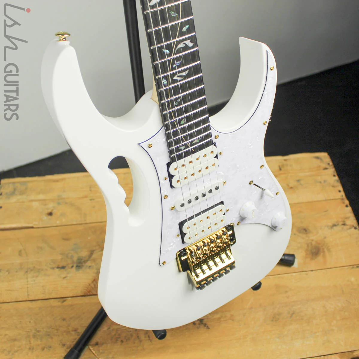 Ibanez Premium Steve Vai JEM7VP White - Image 8