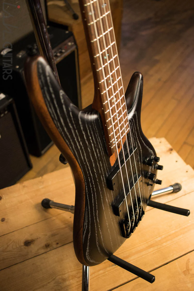 Ibanez SR670 Silver Wave Black Electric Bass - Image 6