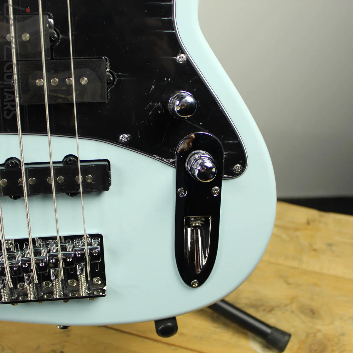 Ibanez TMB100K Sea Foam Blue - Image 3