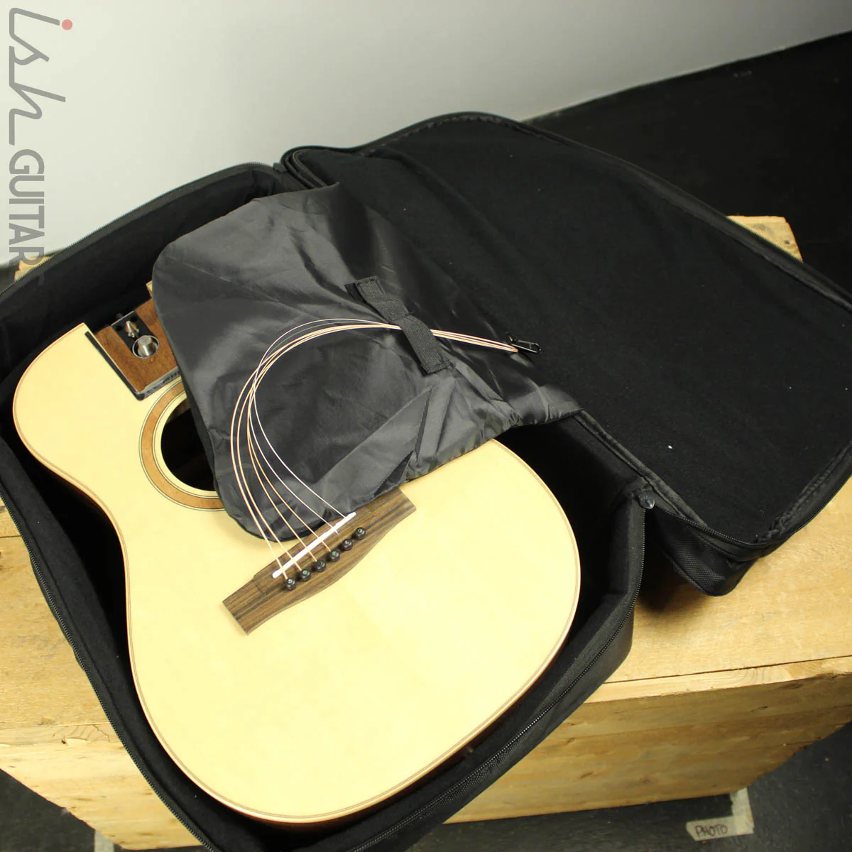 Journey Instruments Overhead OF410N Solid Sitka / Sapele - Image 12
