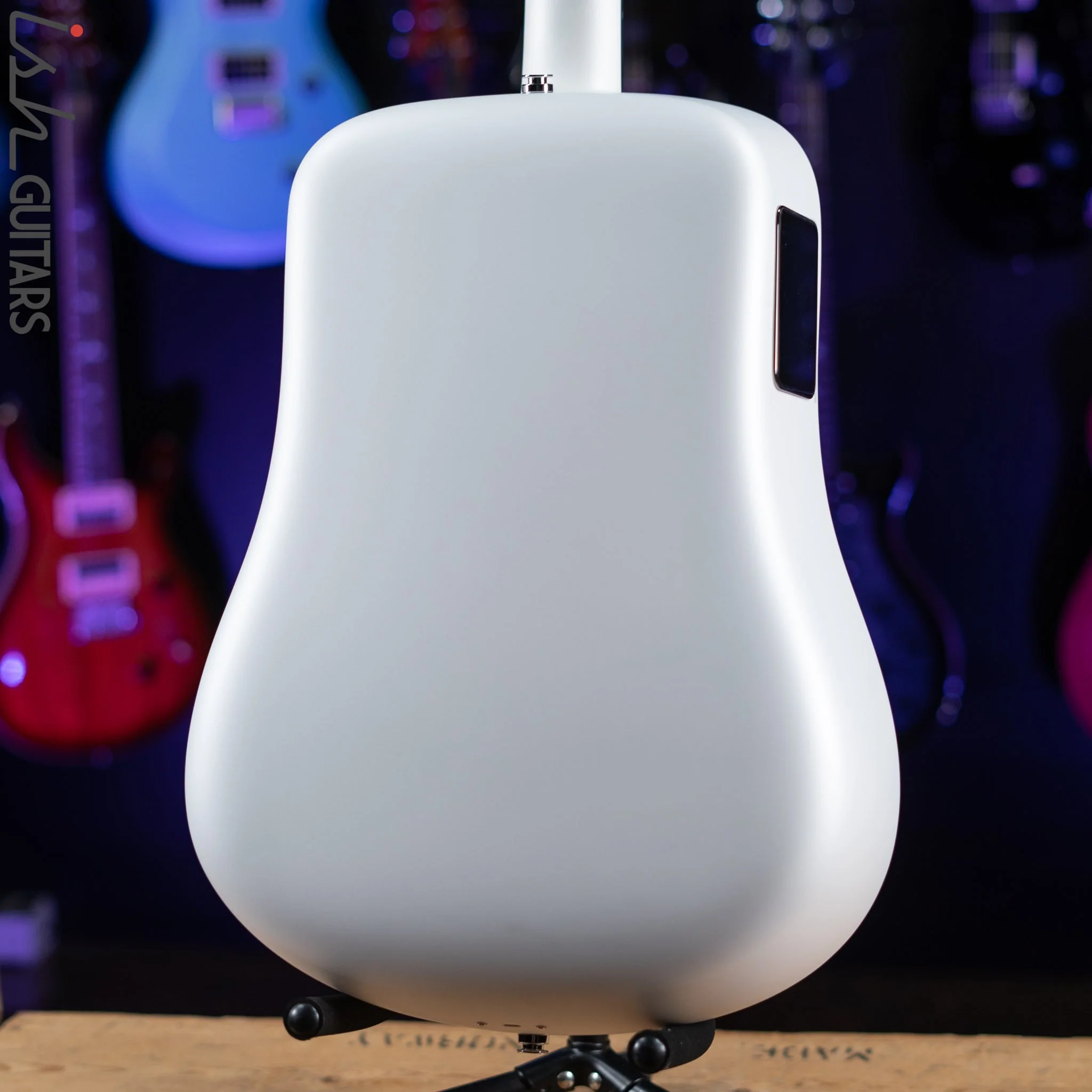 Lava Music Lava Me 3 Smart Acoustic Guitar 36” White w/ Space Bag - Image 7