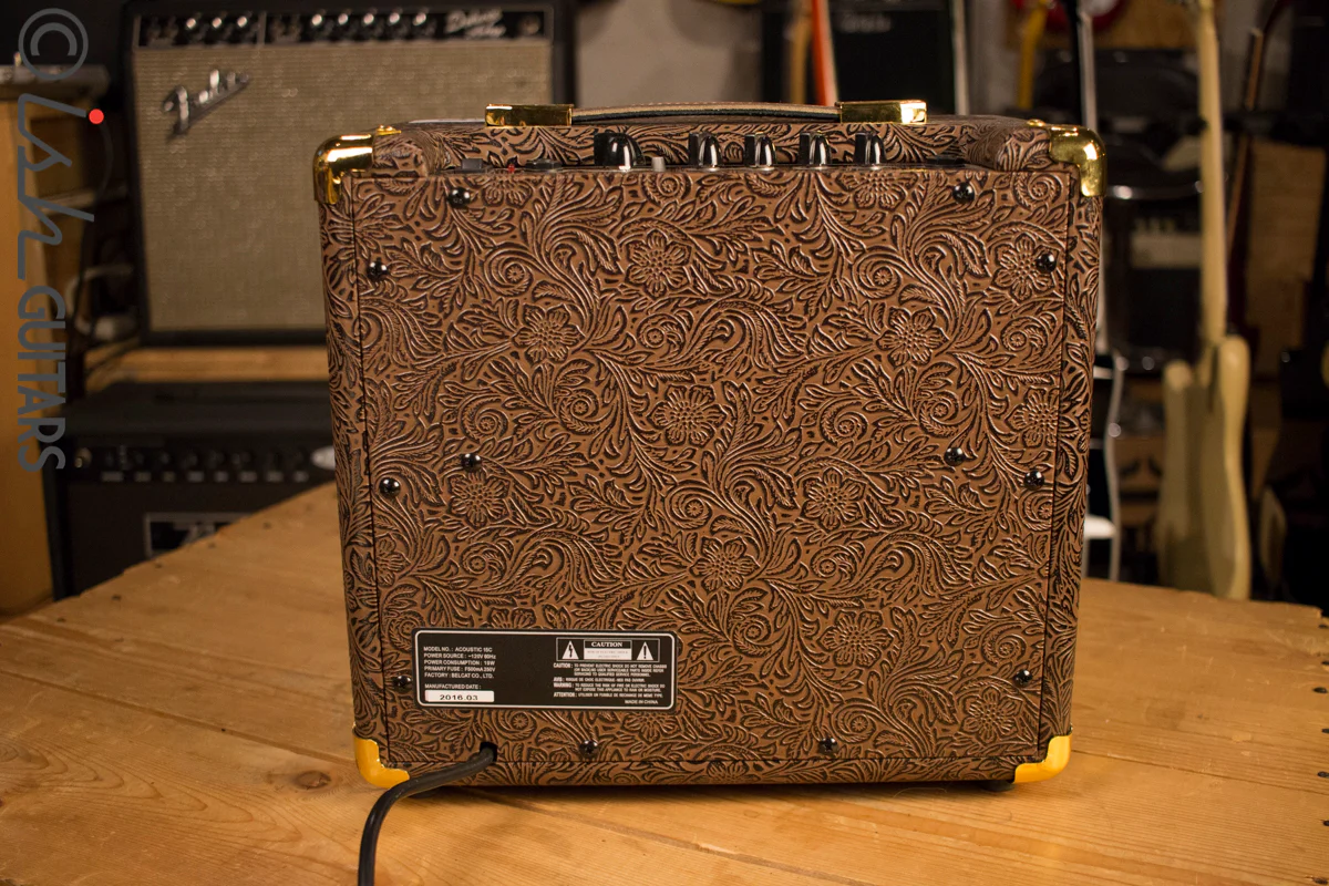 Luna Guitars Acoustic 15C - Image 4
