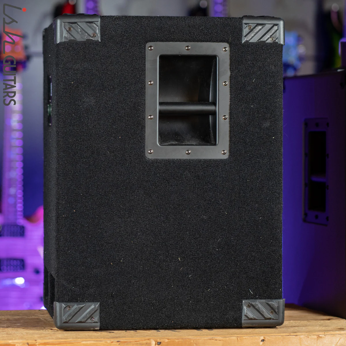 MarkBass Traveler 123 800W Bass Cabinet - Image 5