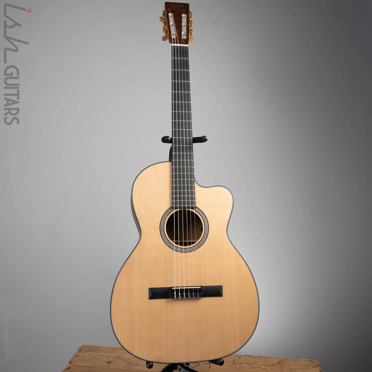 2018 Martin 000-C Nylon String - Image 2
