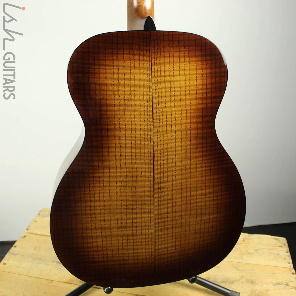 Martin Custom Shop 000-18 Curly Ash 1933 Amber Tone Burst (DEMO VIDEO) - Image 9
