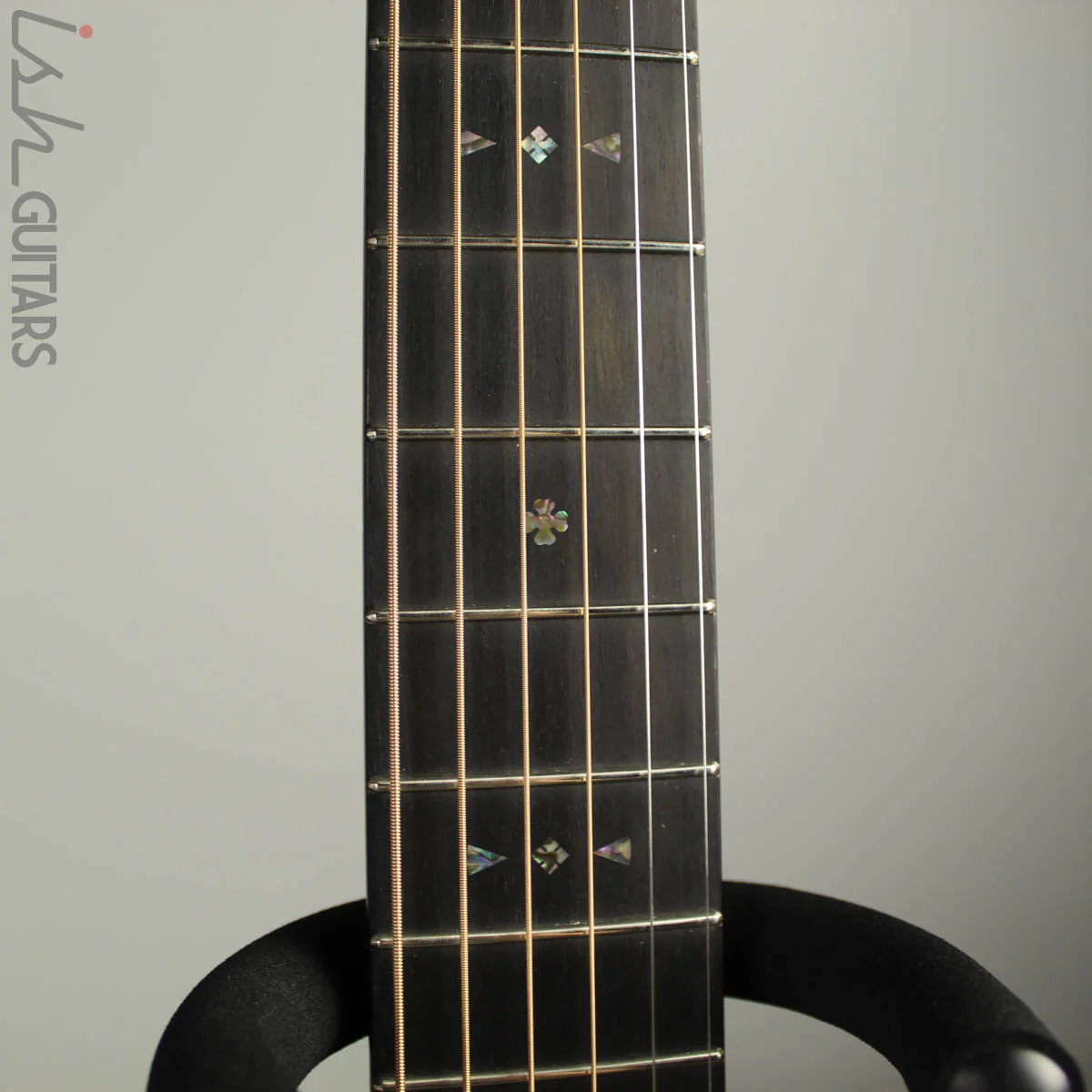 Martin Custom Shop 000-28 Ziricote NAMM 2019 (DEMO VIDEO) - Image 7