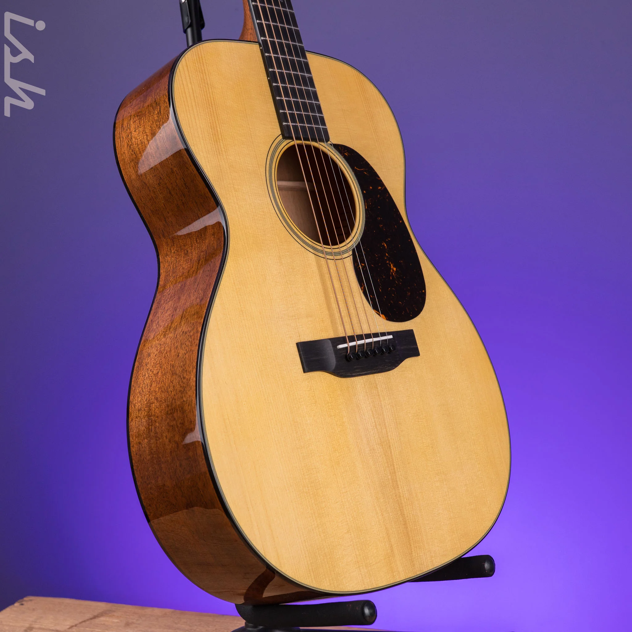 Martin Custom Shop 000-18 Limited Edition Adirondack Spruce Goden Era Bracing - Image 3