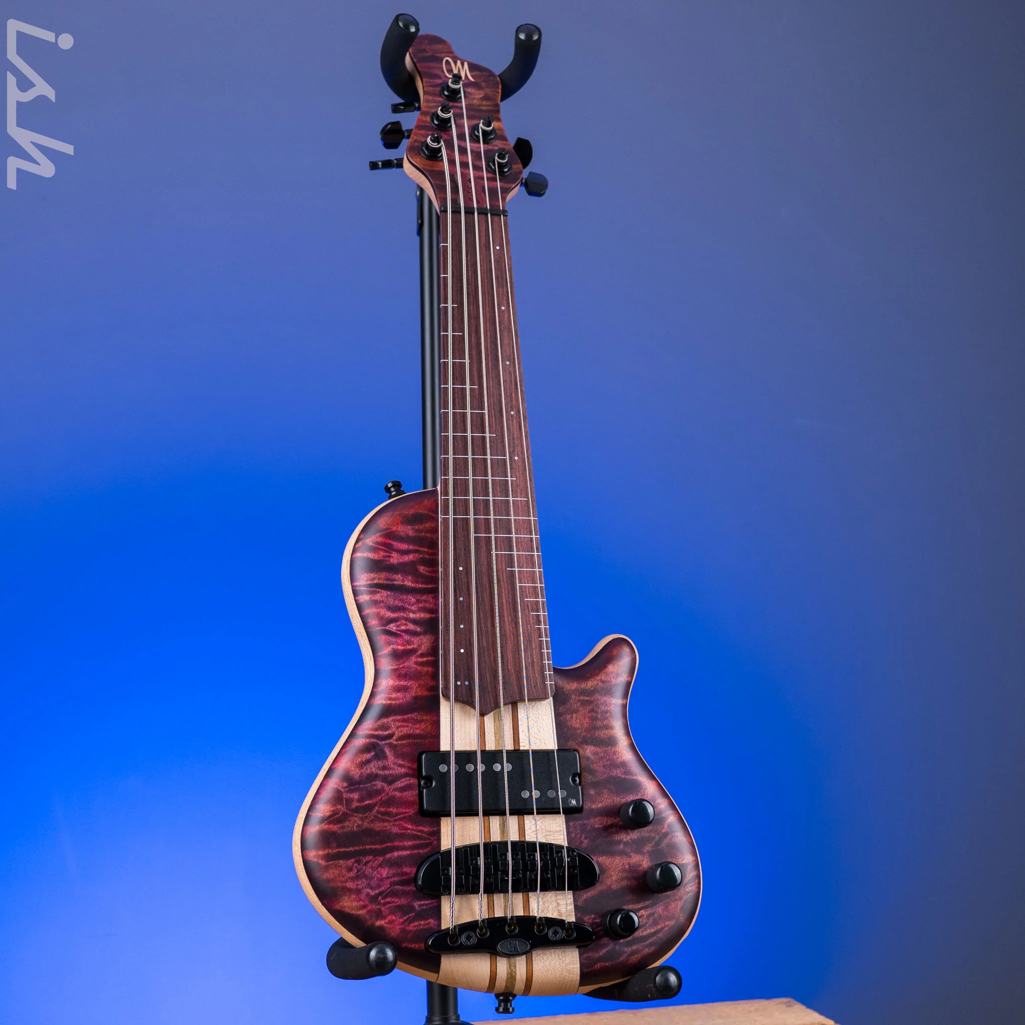 Mayones Cali 5 Fretless Mini Bass Flamed Maple - Image 2