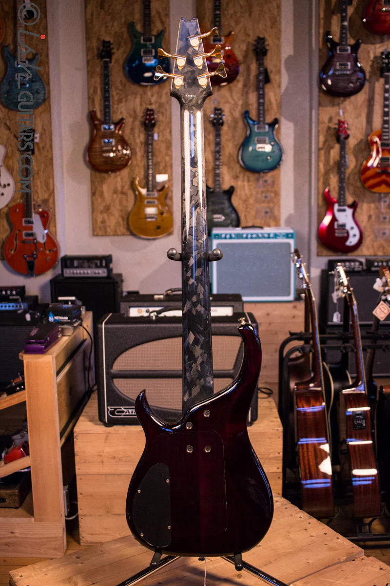 Modulus Quantum 5 String Graphite Bass - Image 8
