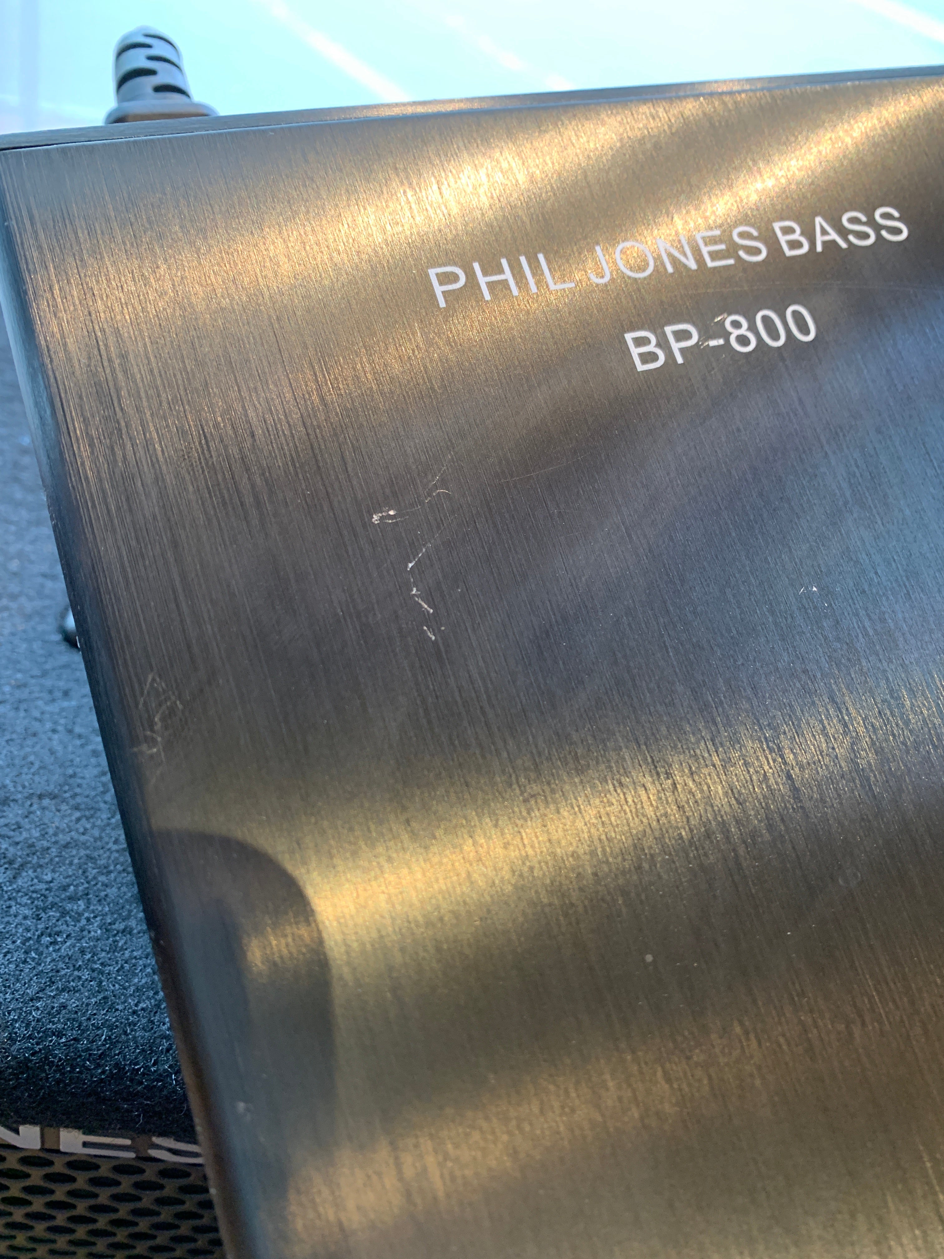 Phil Jones 800W Digital Bass Amp Head BP-800 Store Demo - Image 8