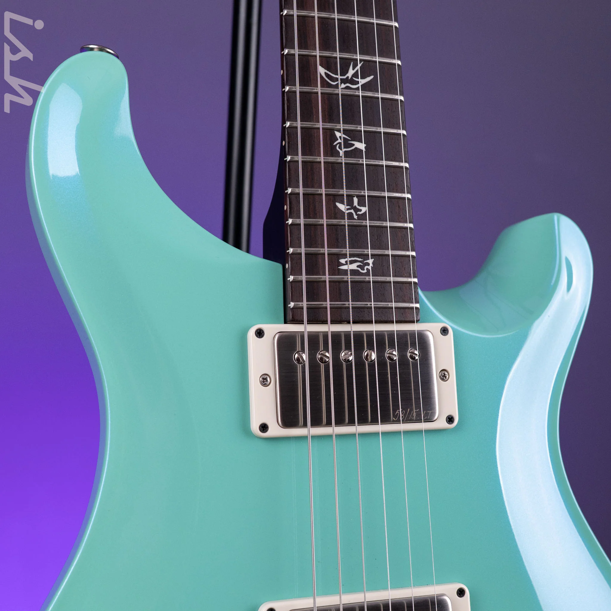 PRS CE 22 Powder Blue w/ Black Satin Neck - Image 4