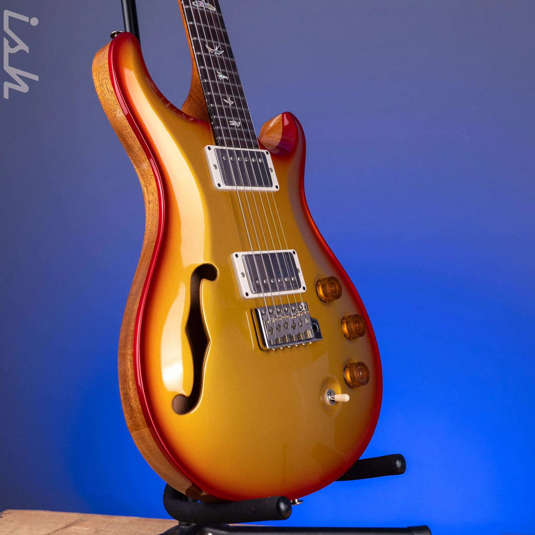 PRS DGT Semi-Hollow Limited Gold Top Cherry Burst - Image 3