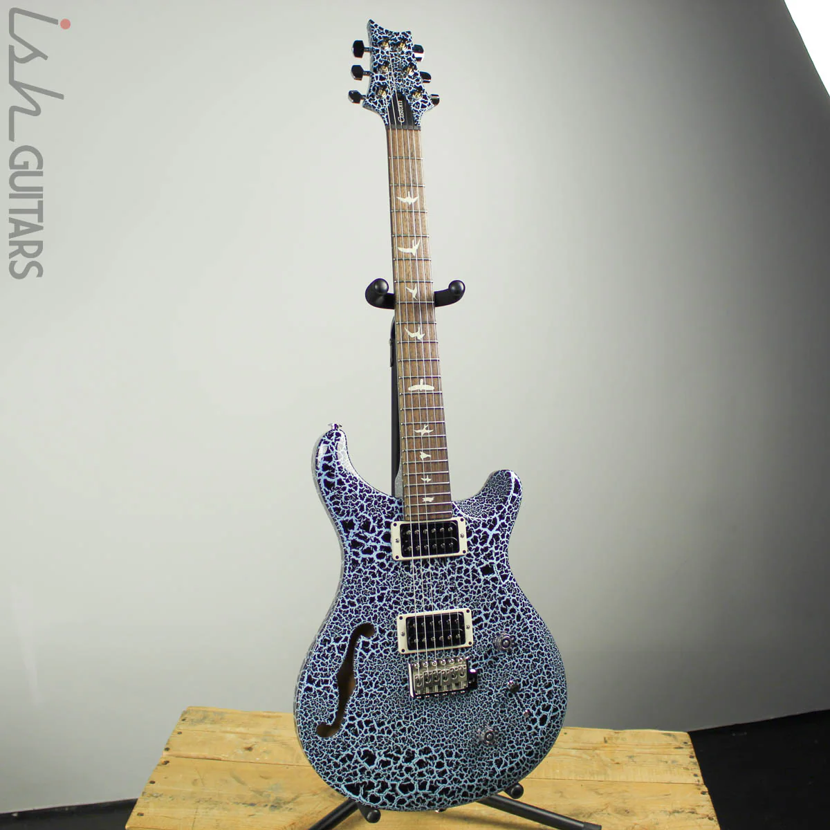 2019 PRS S2 Custom 22 Semi Hollow Powder Blue Crackle - Image 2
