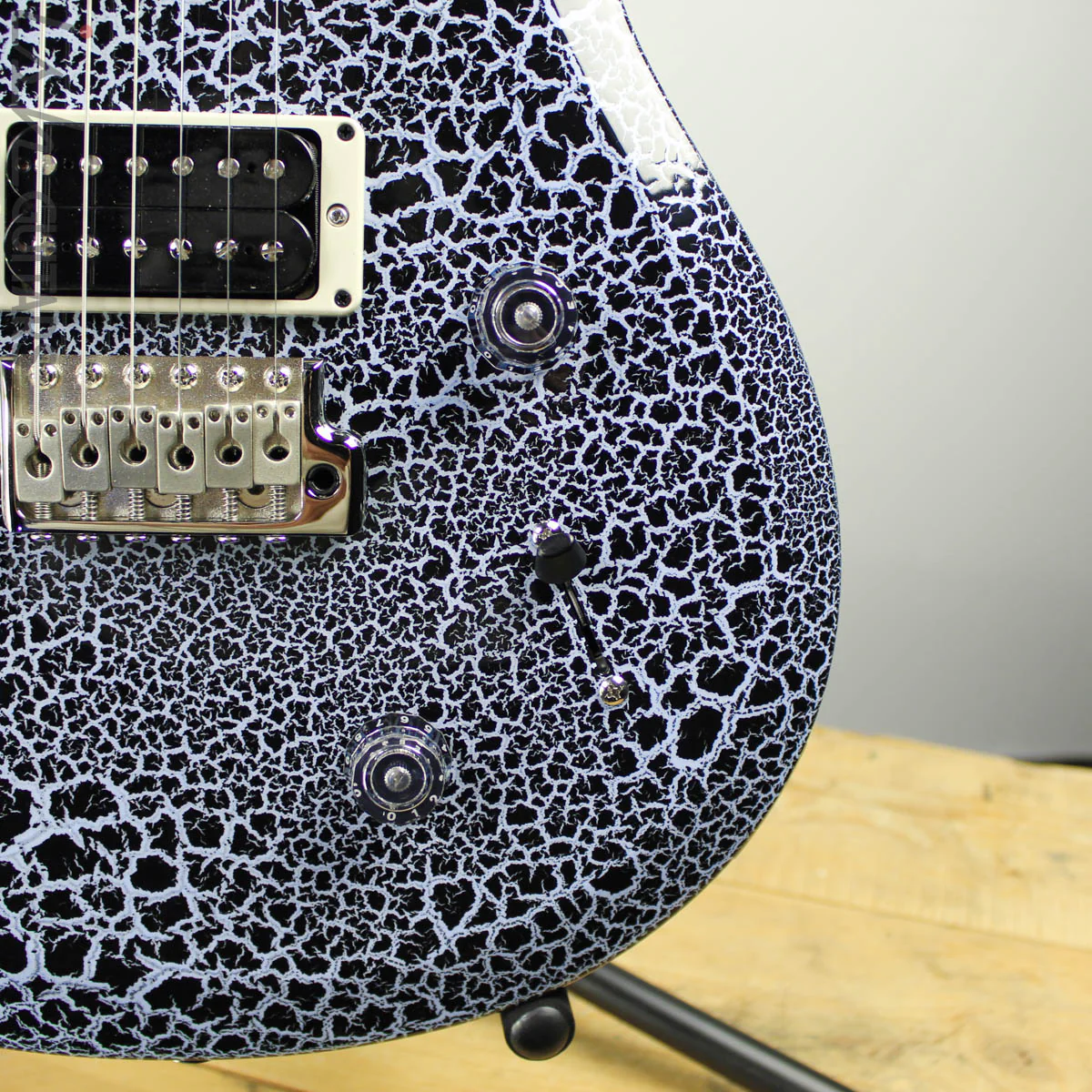 2019 PRS S2 Custom 22 Semi Hollow Powder Blue Crackle - Image 3