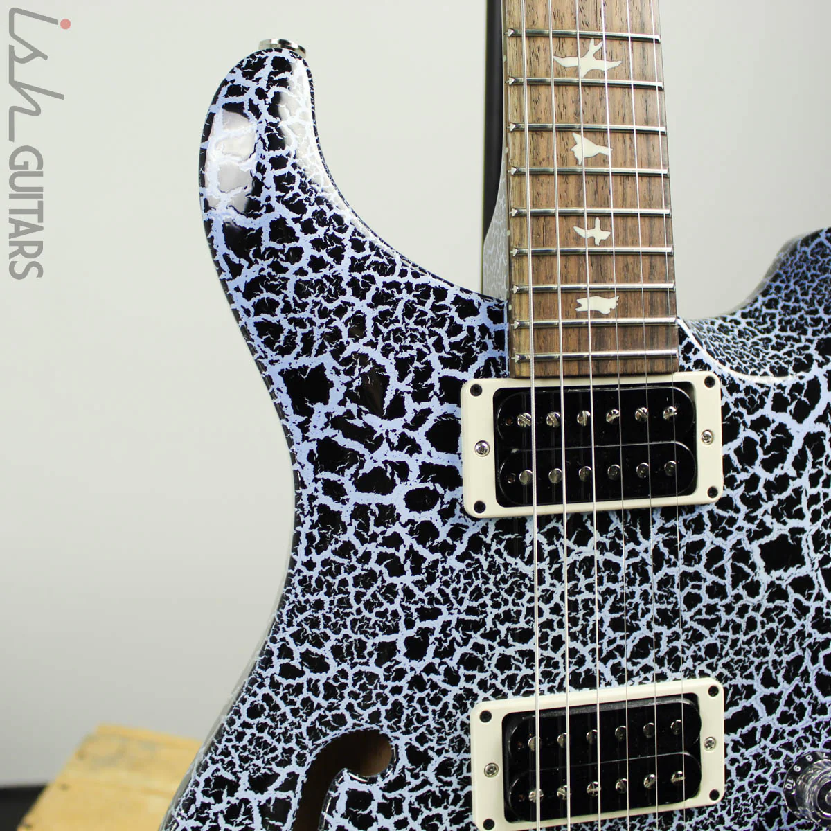 2019 PRS S2 Custom 22 Semi Hollow Powder Blue Crackle - Image 4