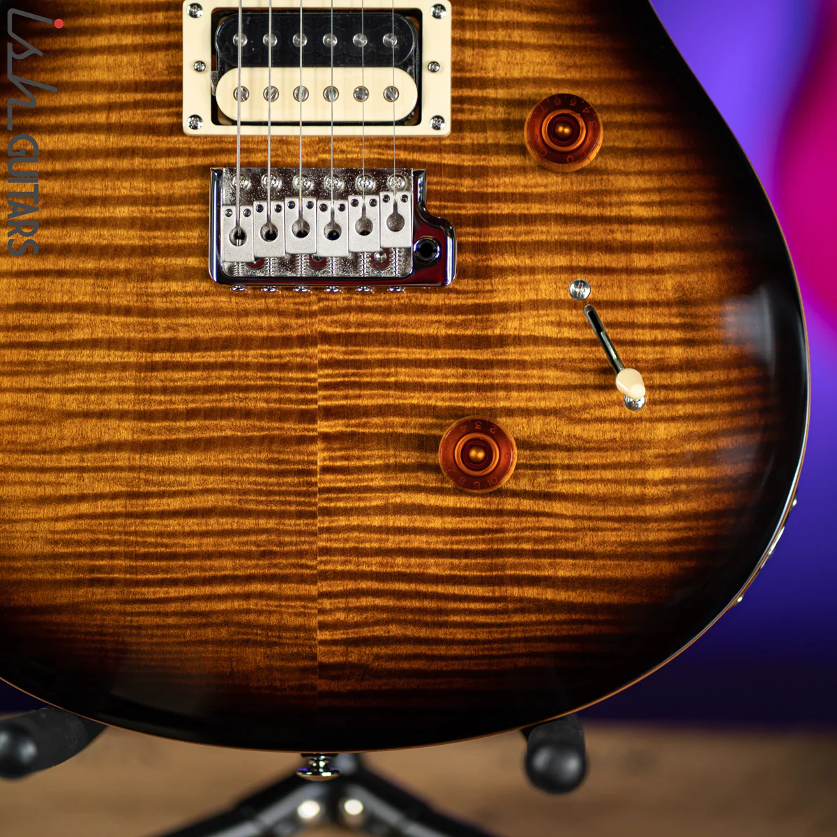PRS SE Custom 24 Black Gold Sunburst - Image 4