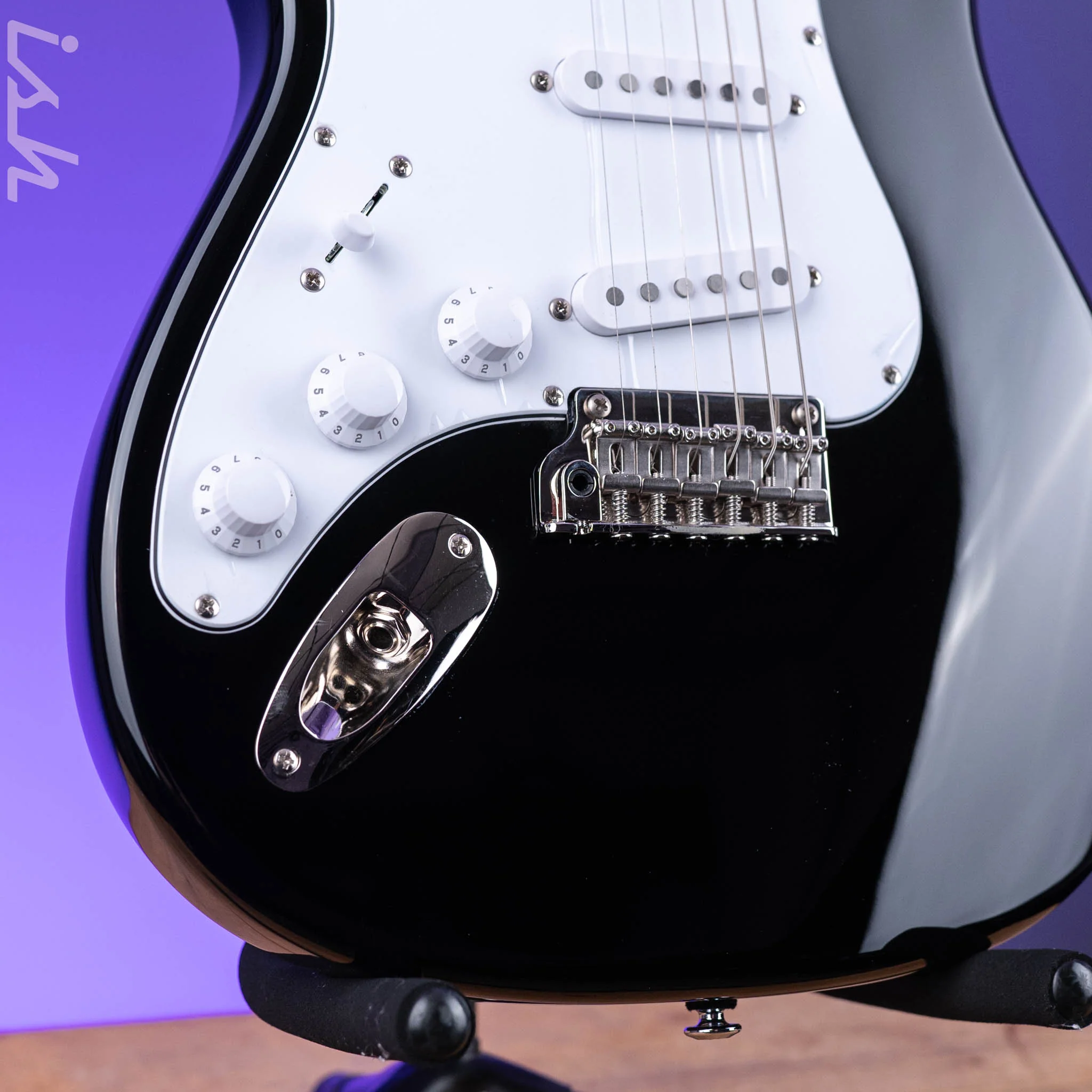 PRS SE Silver Sky Lefty Piano Black - Rosewood Board - Image 4