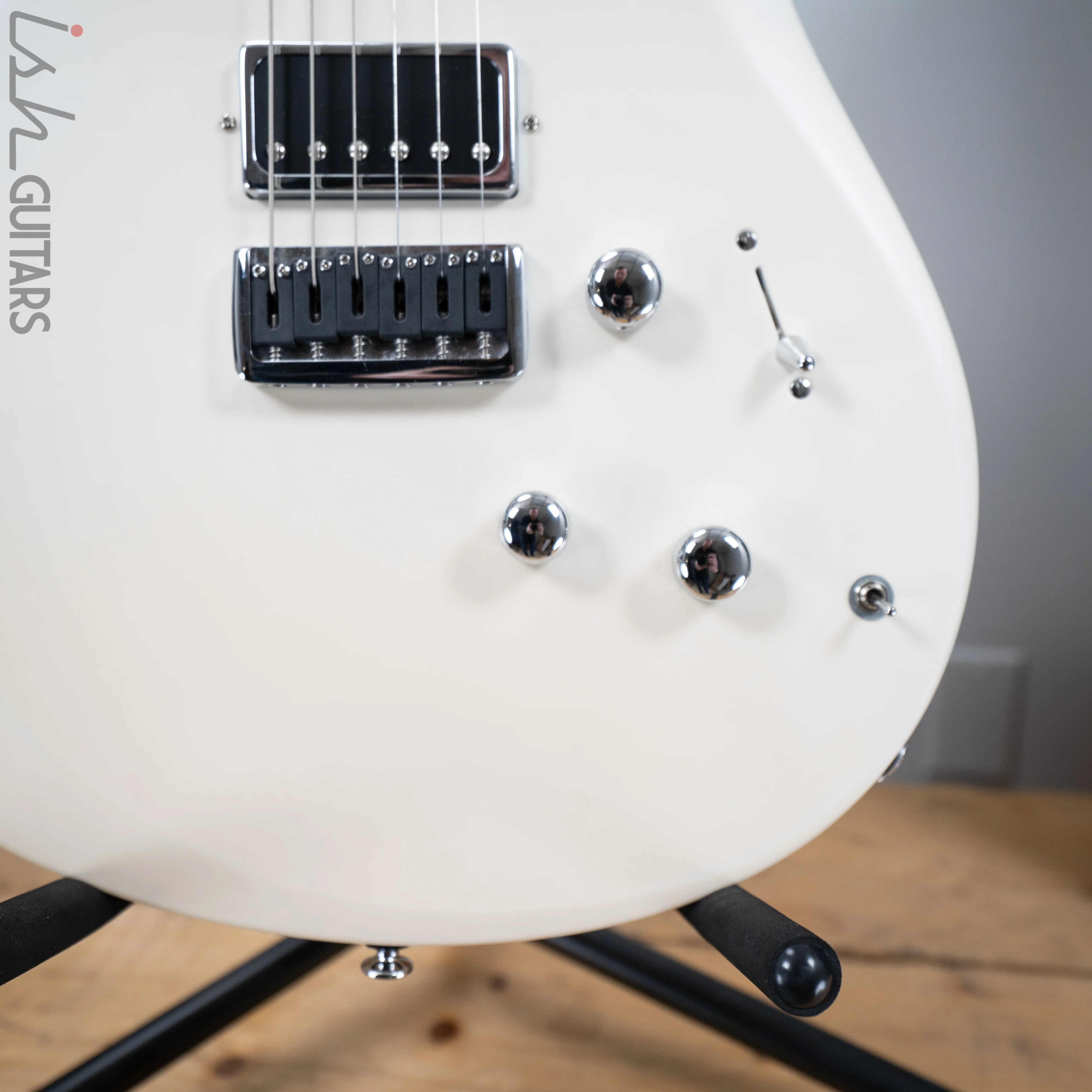 Relish Guitars Mary Wood Snow White w/ Piezo - NO Swapping Pickups - Image 4