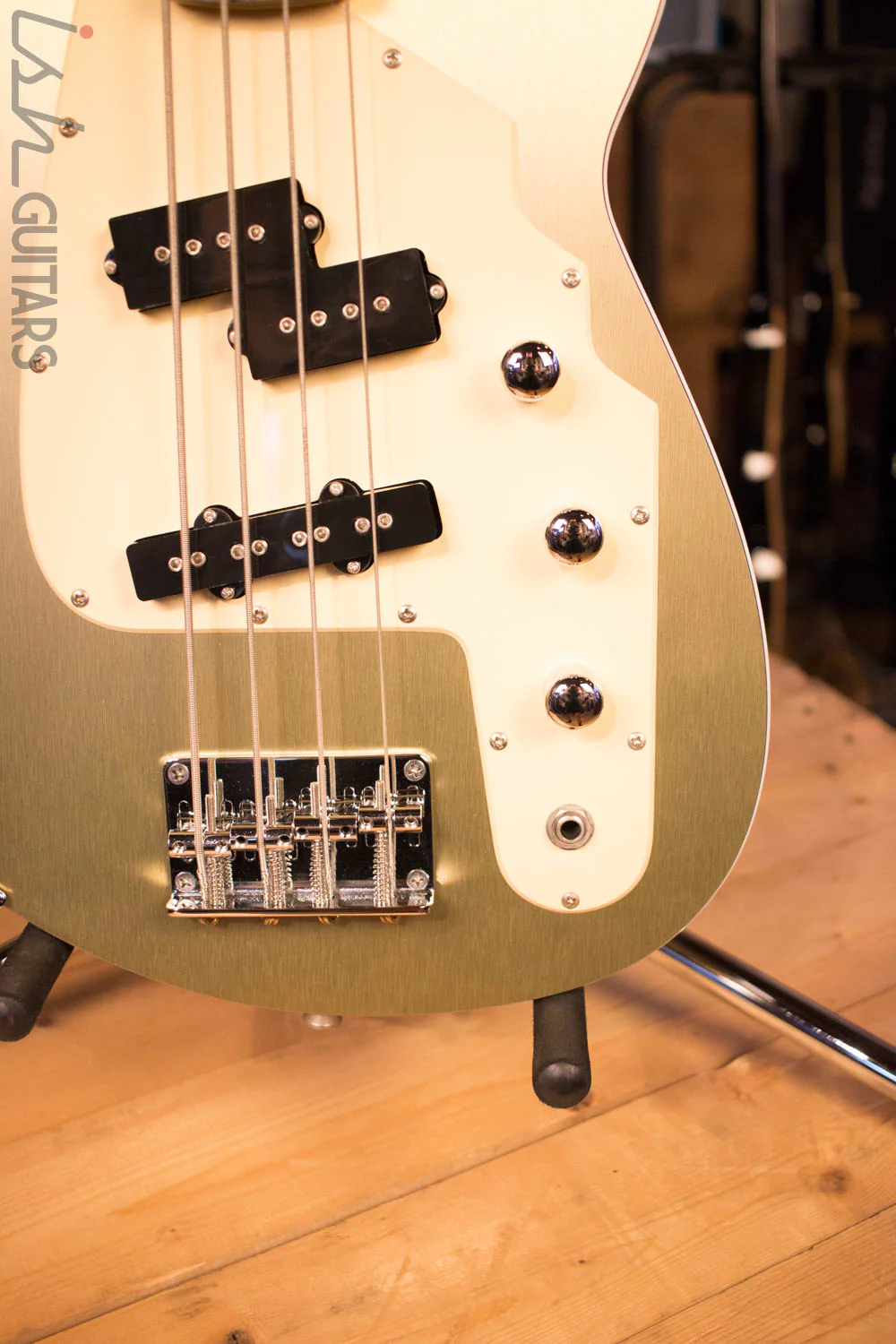 USA Reverend RumbleFish Bass PJ RPJ 4 String Brushed Aluminum Gold RARE - Image 4
