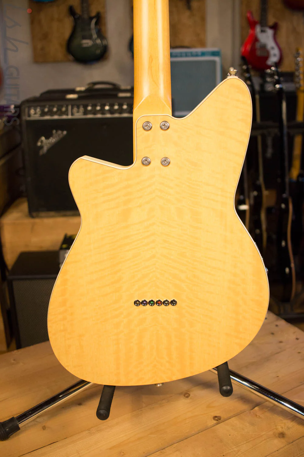 USA Reverend Rocco Guitar Faux Flamed Maple RARE - Image 7