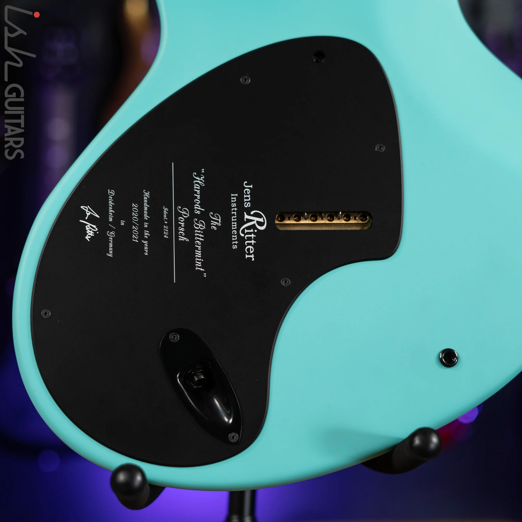 Ritter Porsch Tremolo Electric Guitar Harrods Bittermint - Image 9