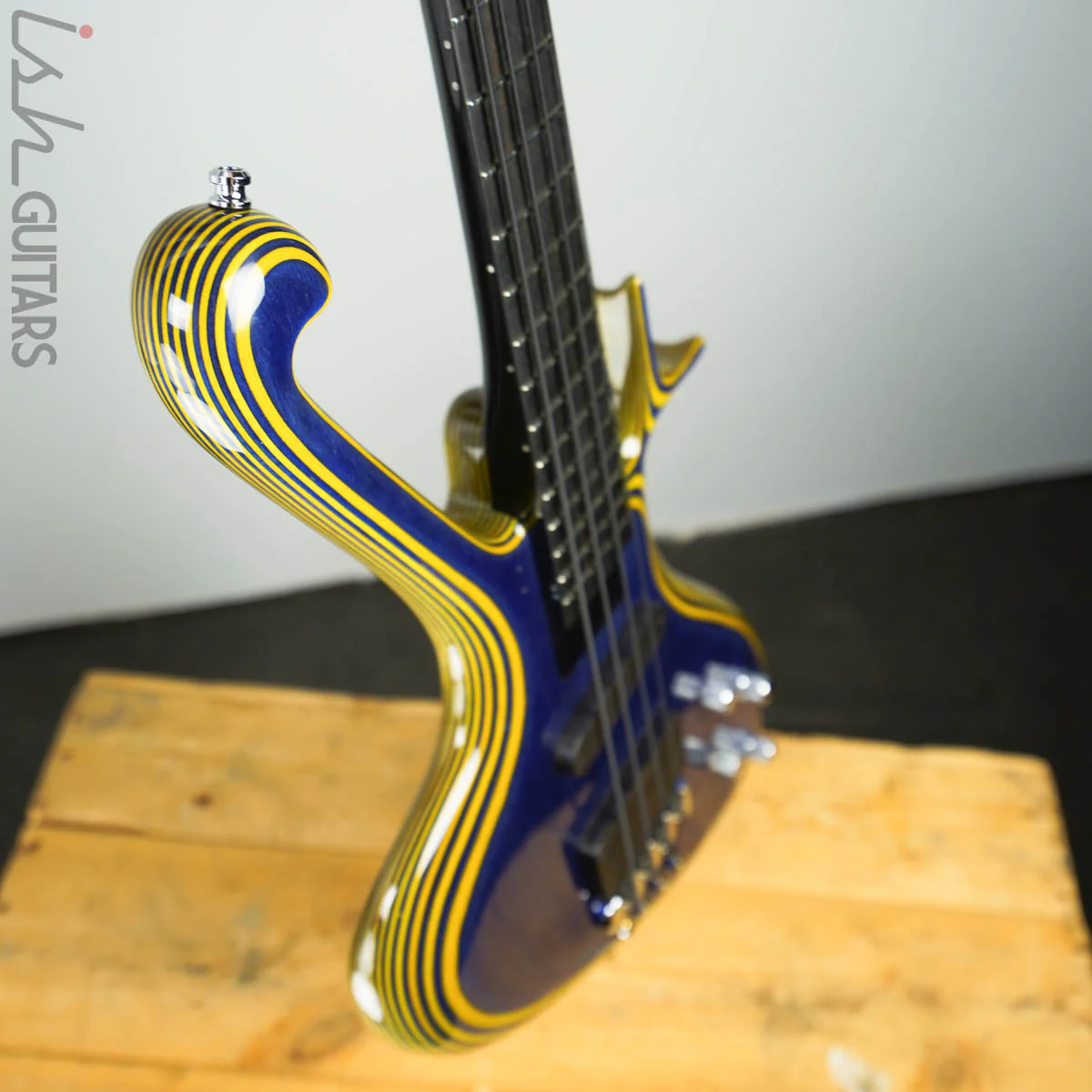 Ritter Raptor 4 String Bass Guitar Blue Yellow High Density Ply - Image 3
