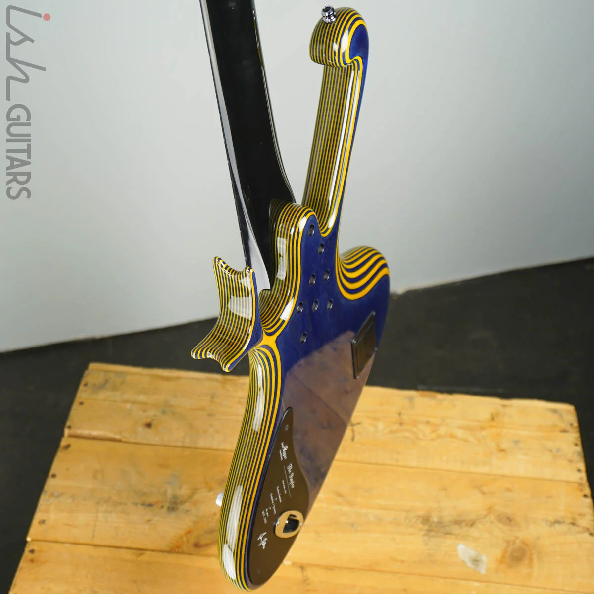 Ritter Raptor 4 String Bass Guitar Blue Yellow High Density Ply - Image 4