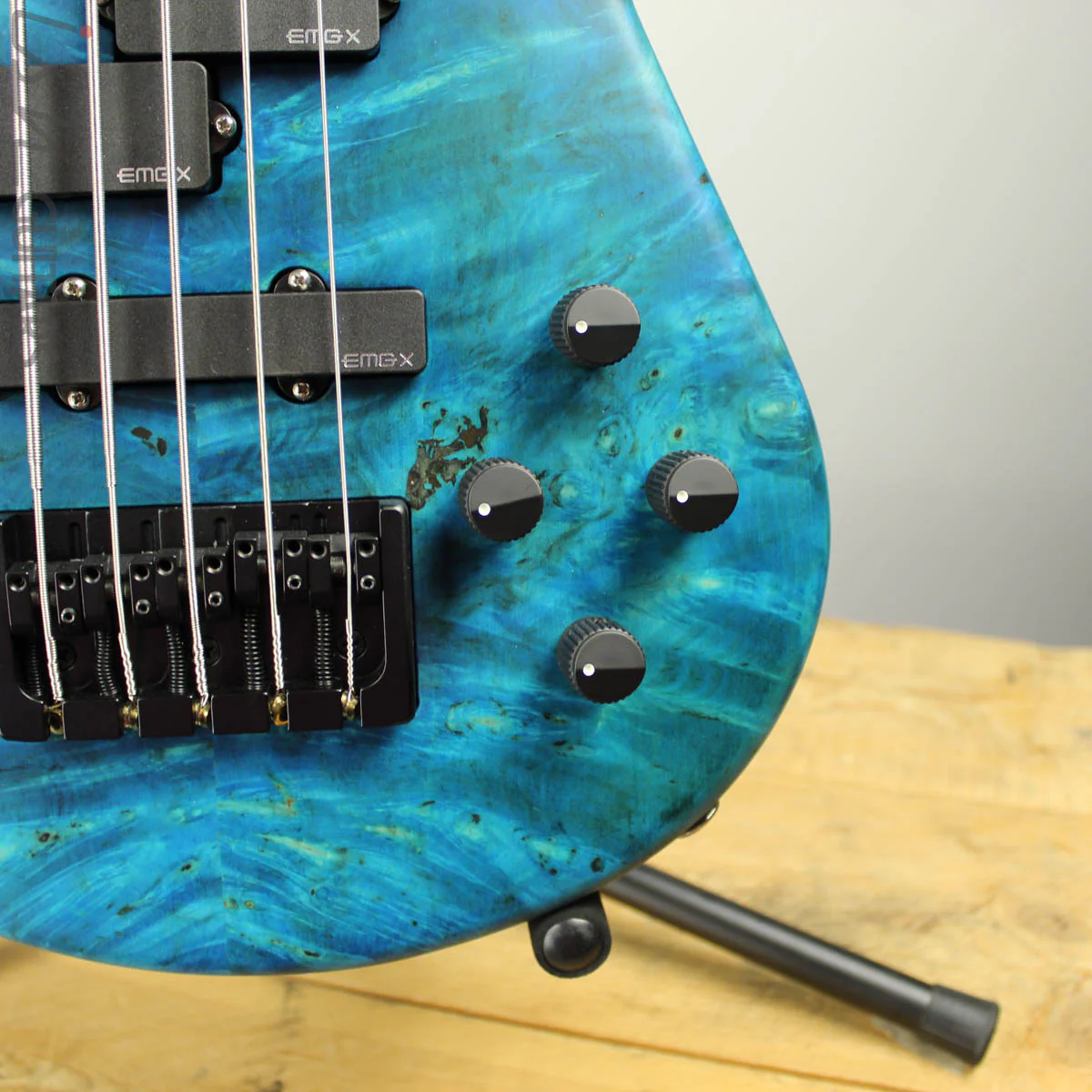 Spector NS-2 5-String Ish Limited Buckeye Burl Coral Blue - Image 3