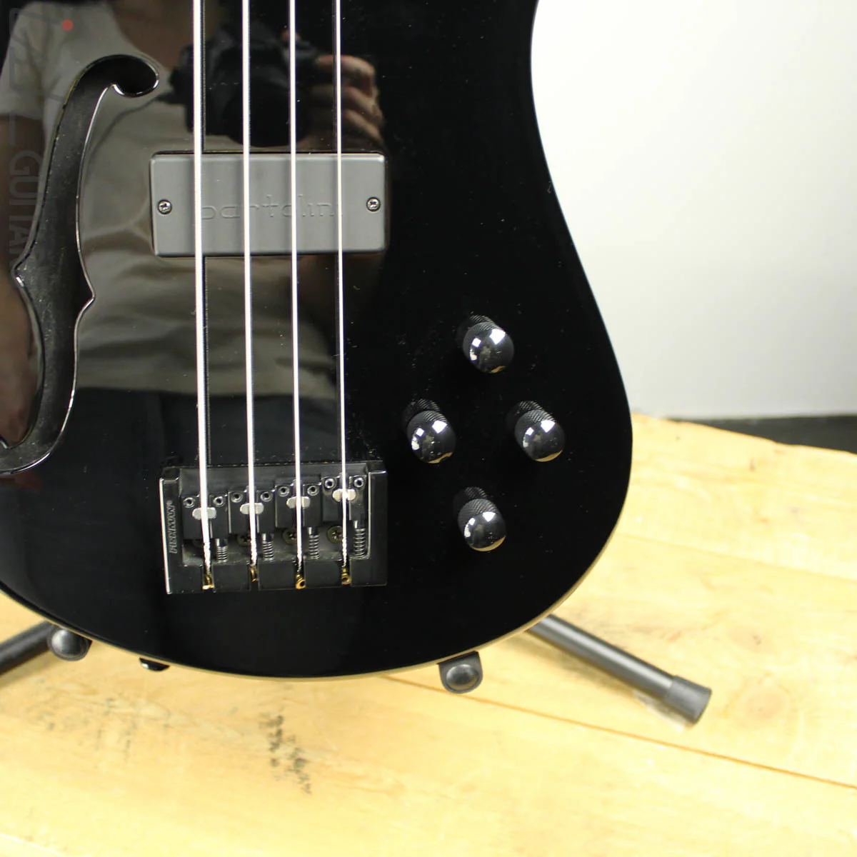 Spector SpectorCore 4 Fretless Black - Image 3