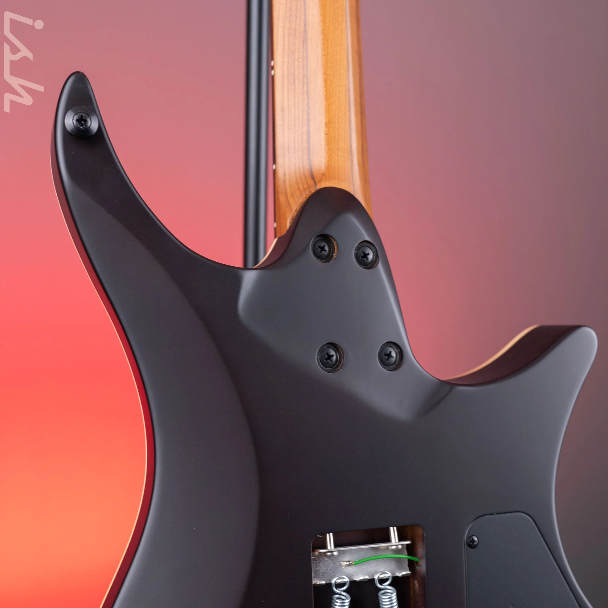 Strandberg Boden Standard NX 6 Lefty Tremolo Natural - Image 8