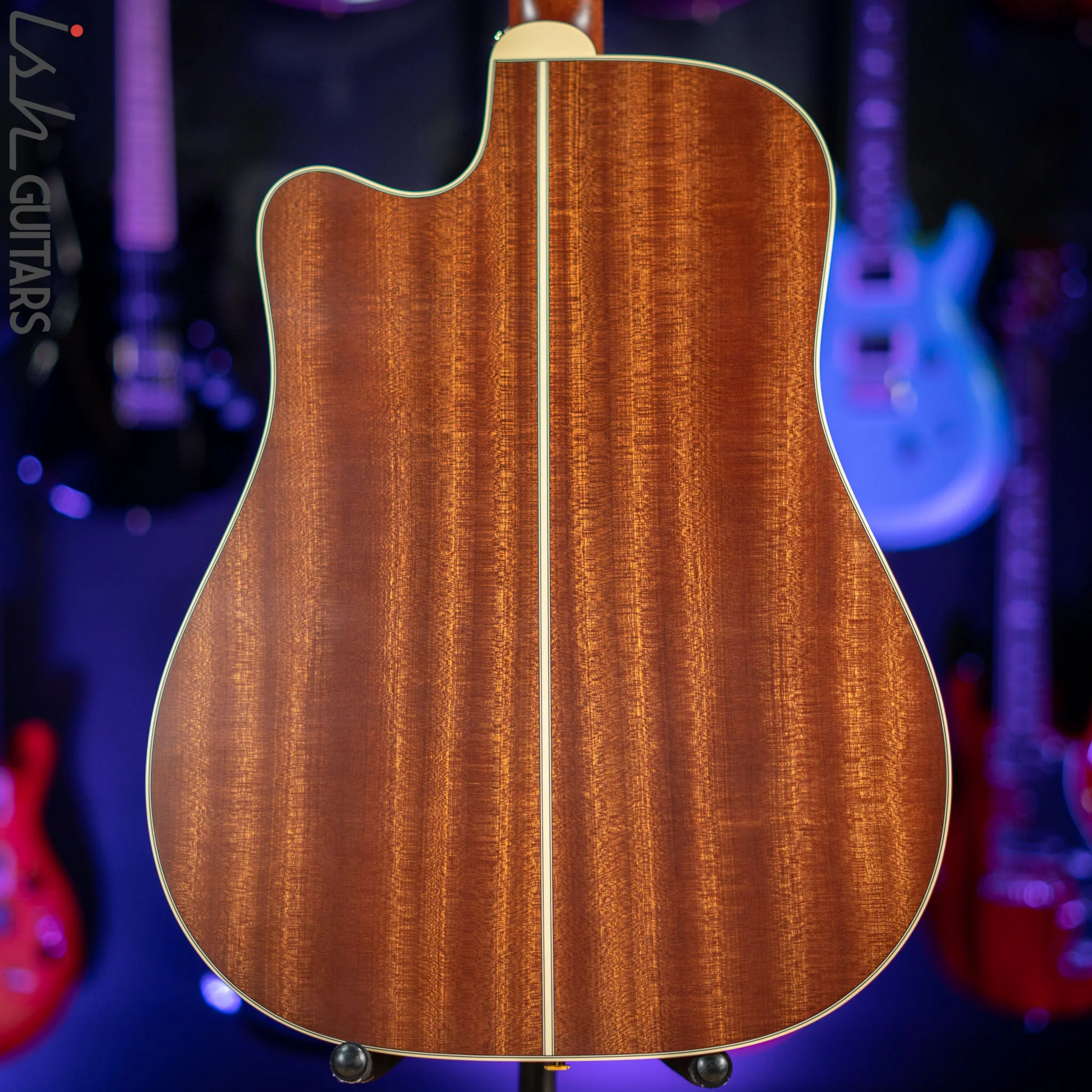 Takamine Pro Series P3DC Dreadnought Acoustic-Electric Guitar Natural - Image 9