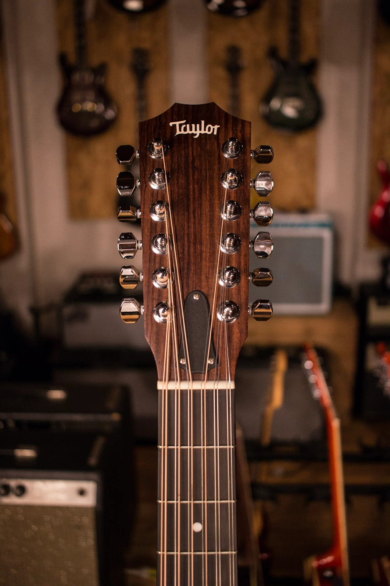 Taylor 100 Series 150e Dreadnought 12-String Acoustic-Electric Guitar Natural - Image 5