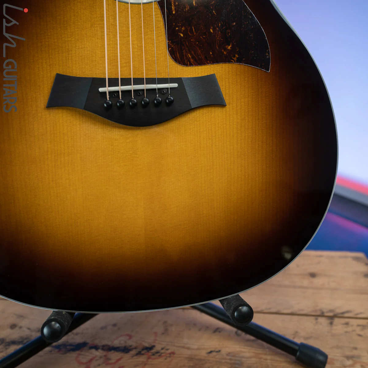 Taylor 214ce-SB DLX Grand Auditorium Sitka Spruce/Rosewood Sunburst - Image 4