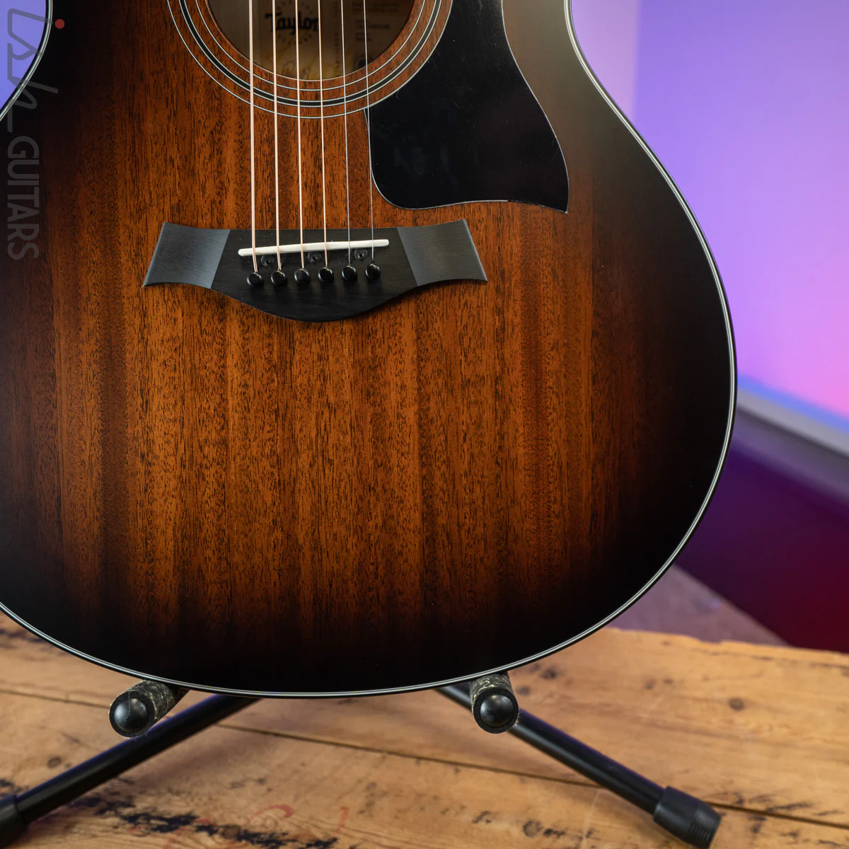 Taylor 326ce Urban Ash/Mahogany - Image 4