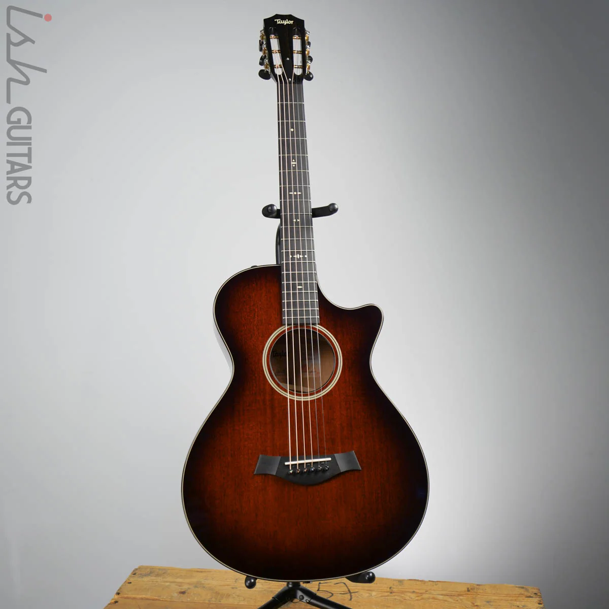 Used 2019 Taylor 522ce 12-Fret Grand Concert Mahogany - Image 2