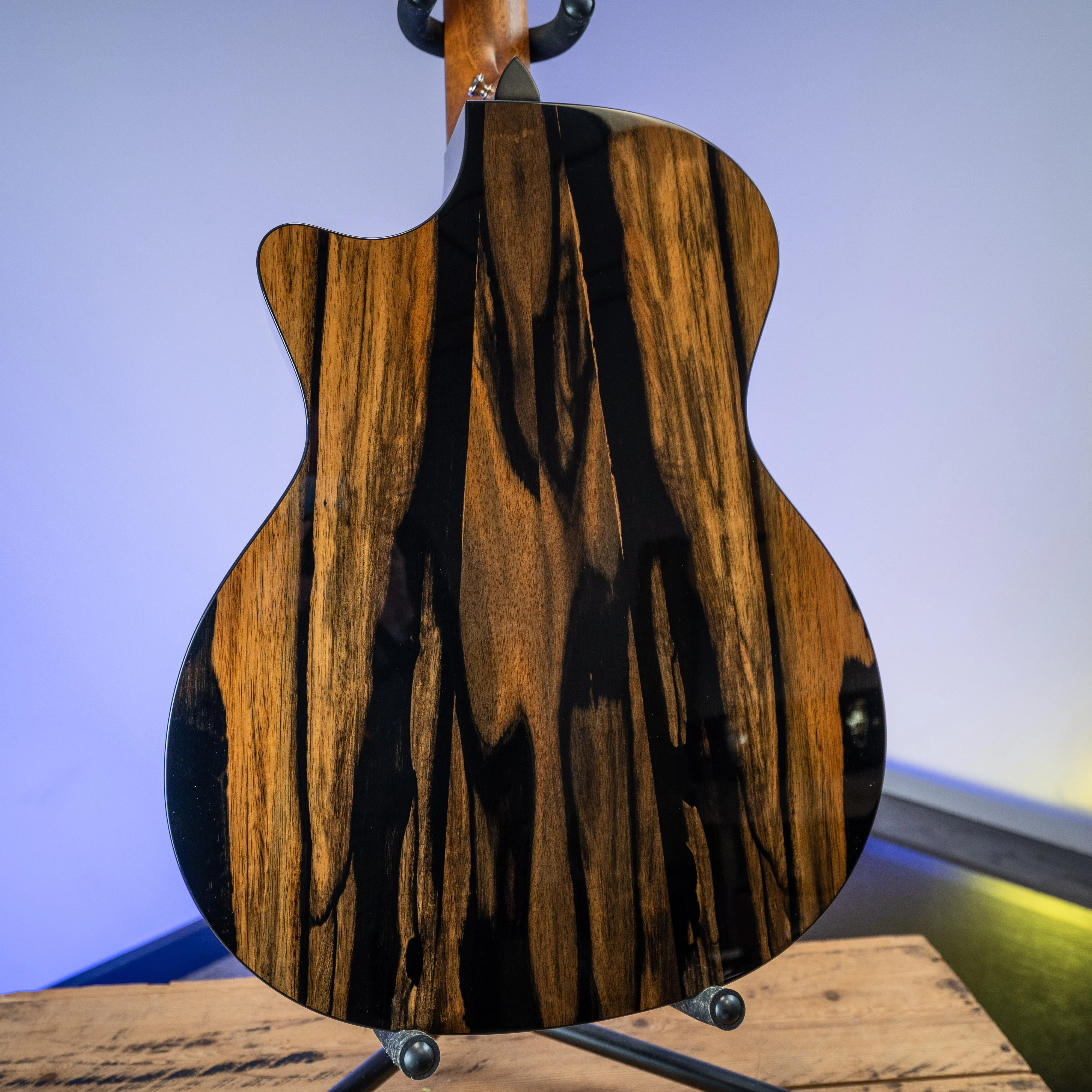 Taylor E14ce LTD Grand Auditorium Spruce/ Striped Ebony - Image 10