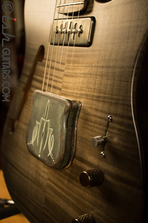 V8 Custom Guitars BarnKaster w/ Case - Image 5
