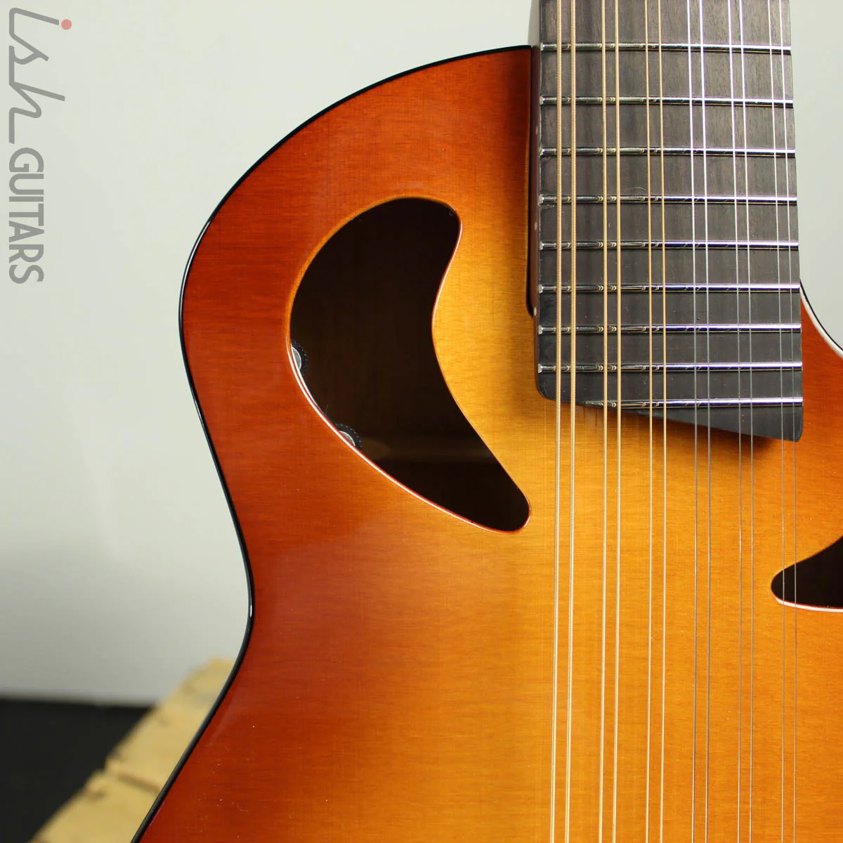 Veillette Avante Gryphon 12 String Tobacco Burst - Image 4